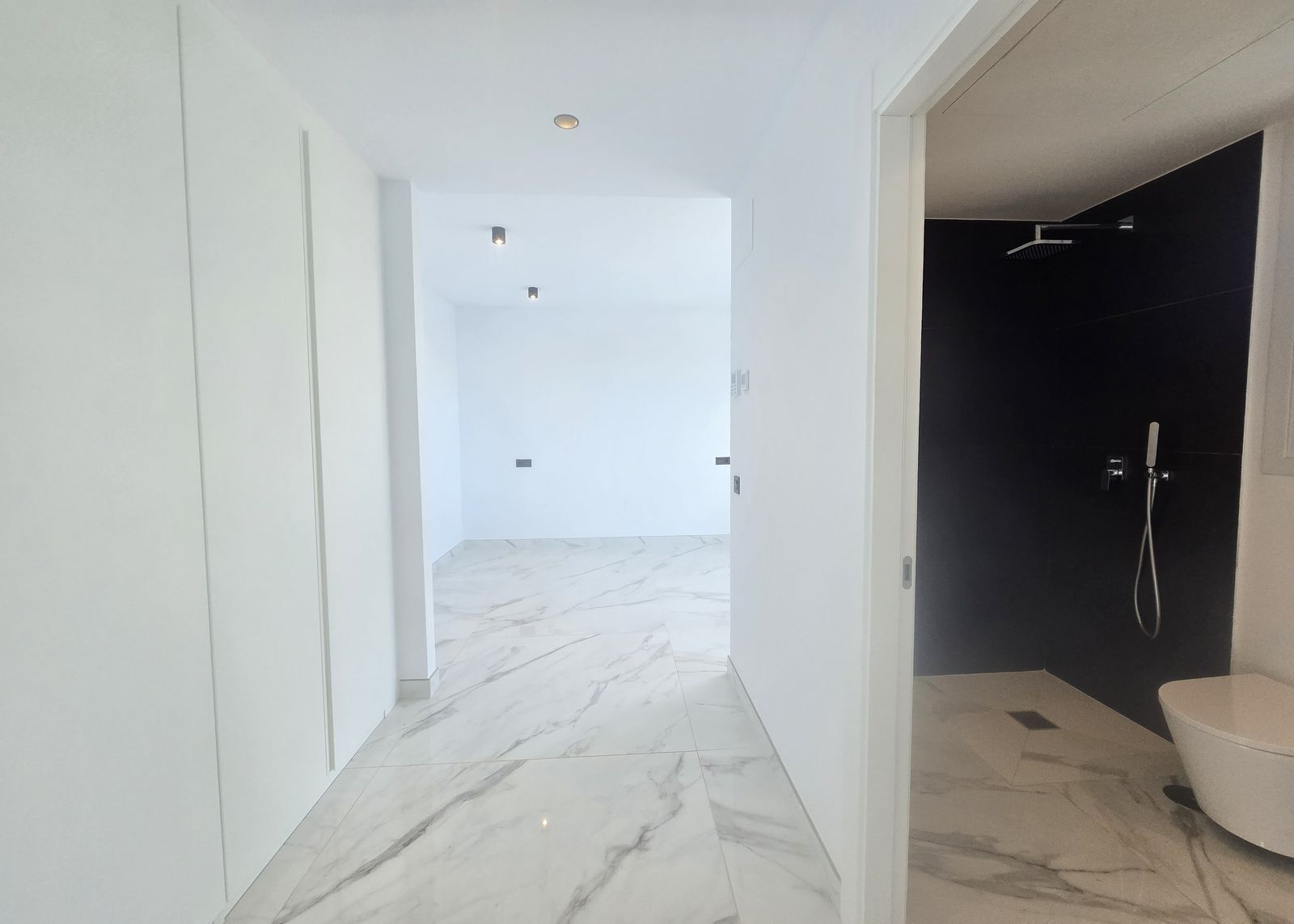 Villa in La Mairena, Marbella