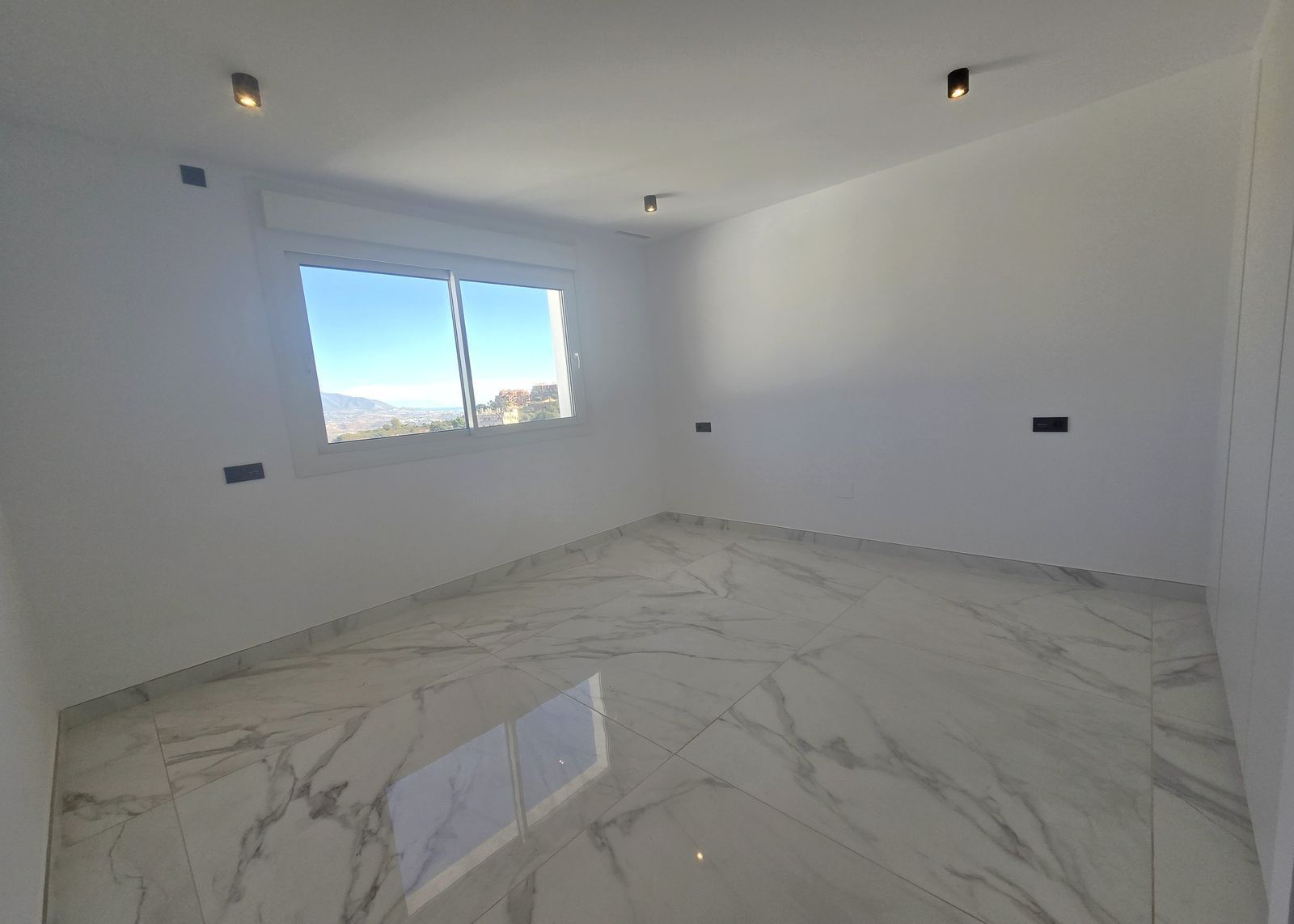 Villa in La Mairena, Marbella