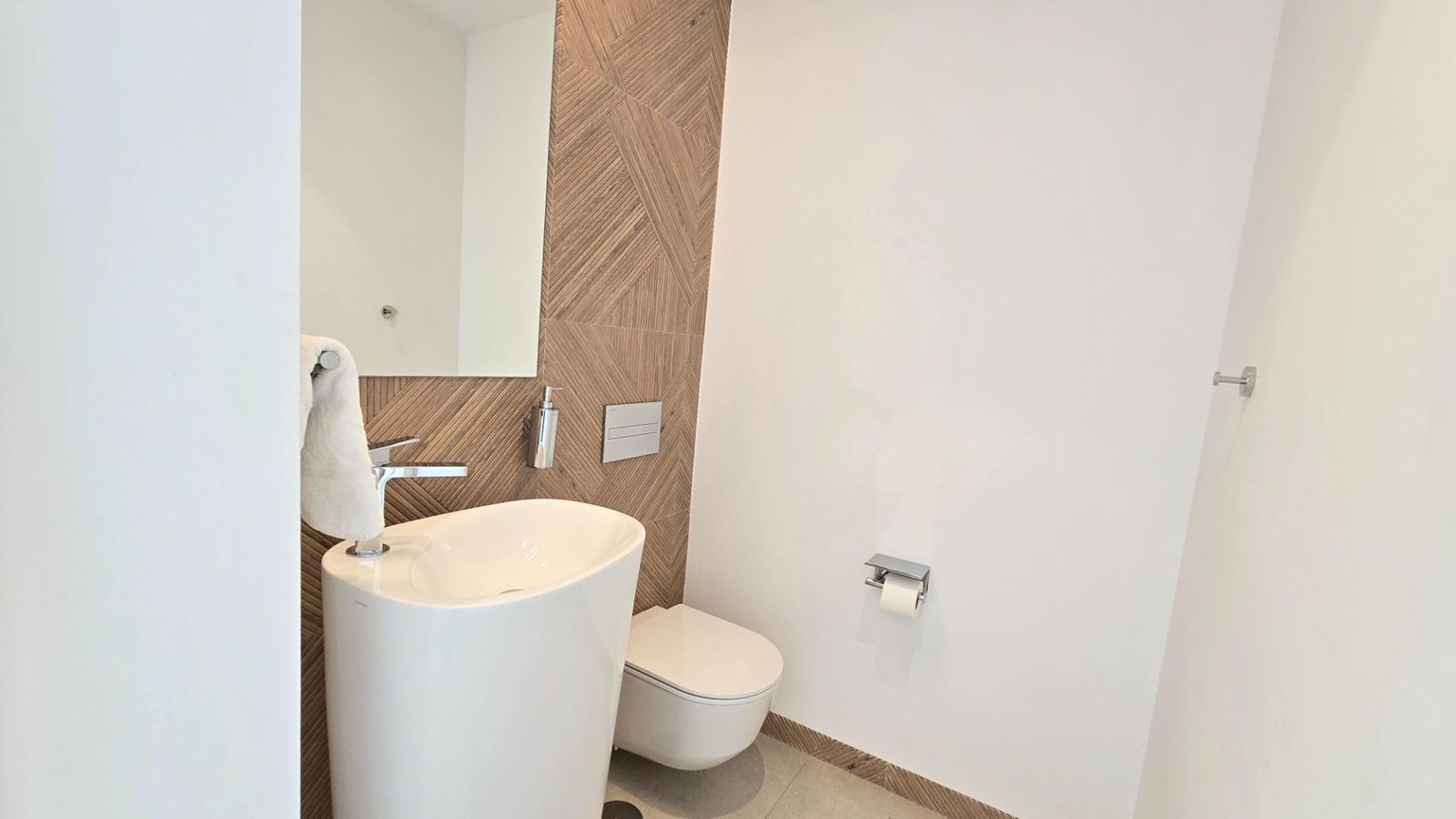 Apartment in Los Alamos, Torremolinos