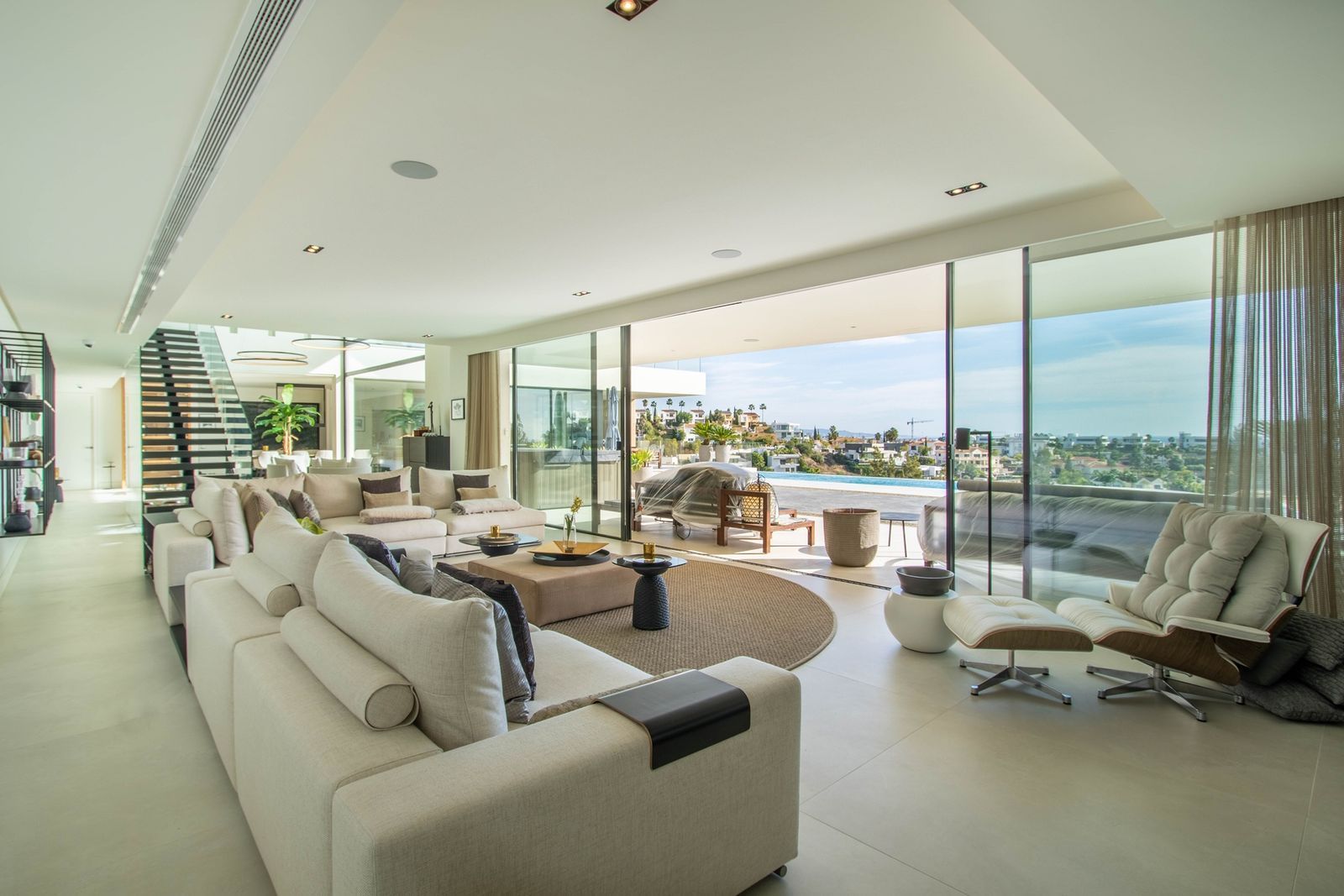 Villa en La Alqueria, Benahavis