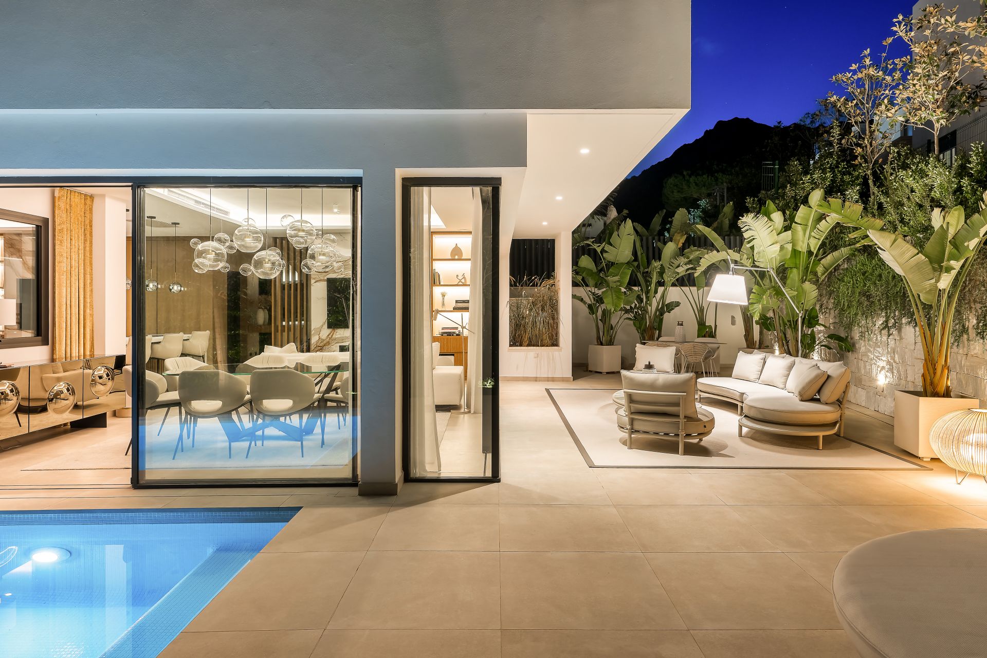 Villa Pareada en Sierra Blanca, Marbella