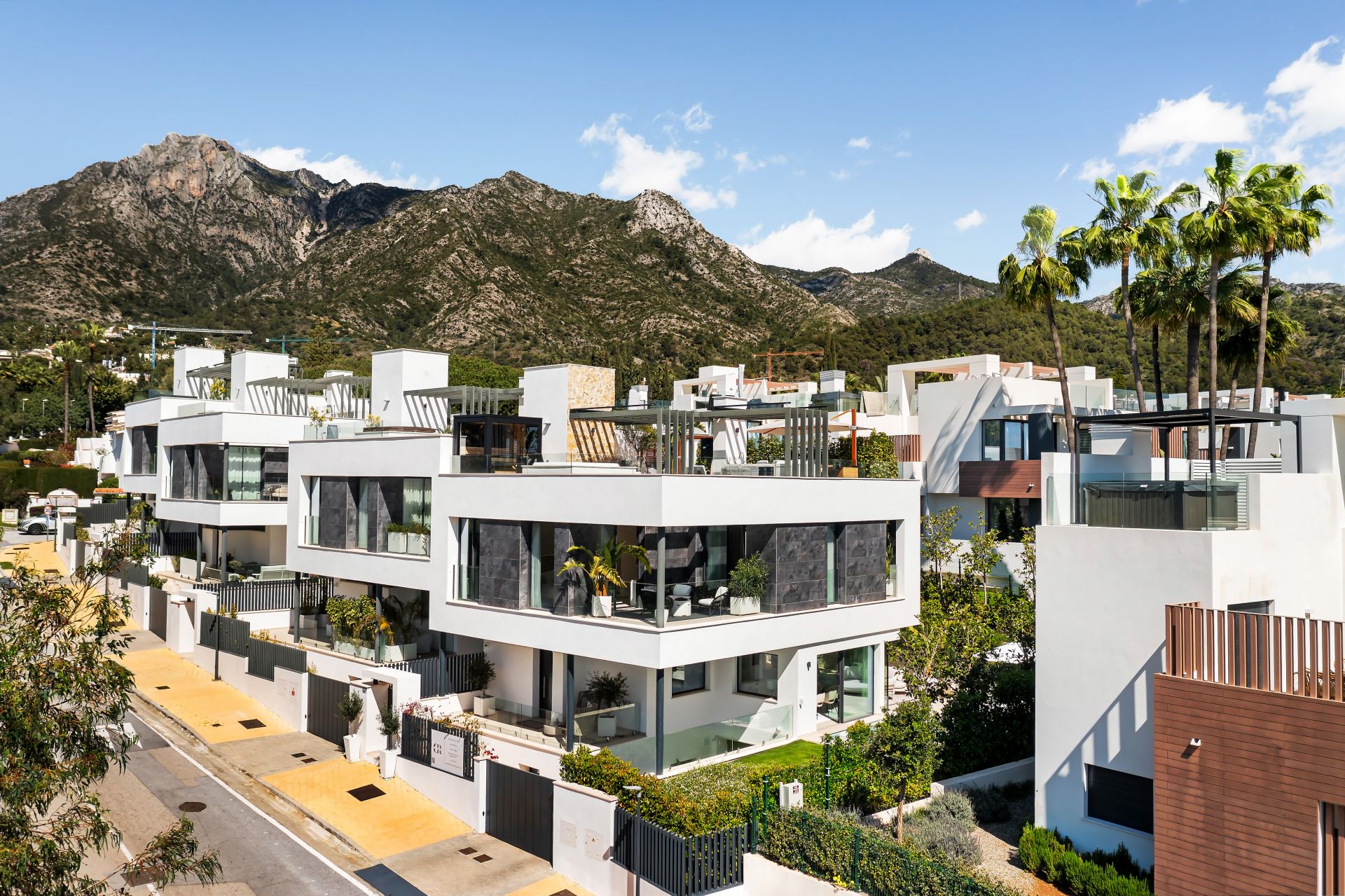 Villa Pareada en Sierra Blanca, Marbella