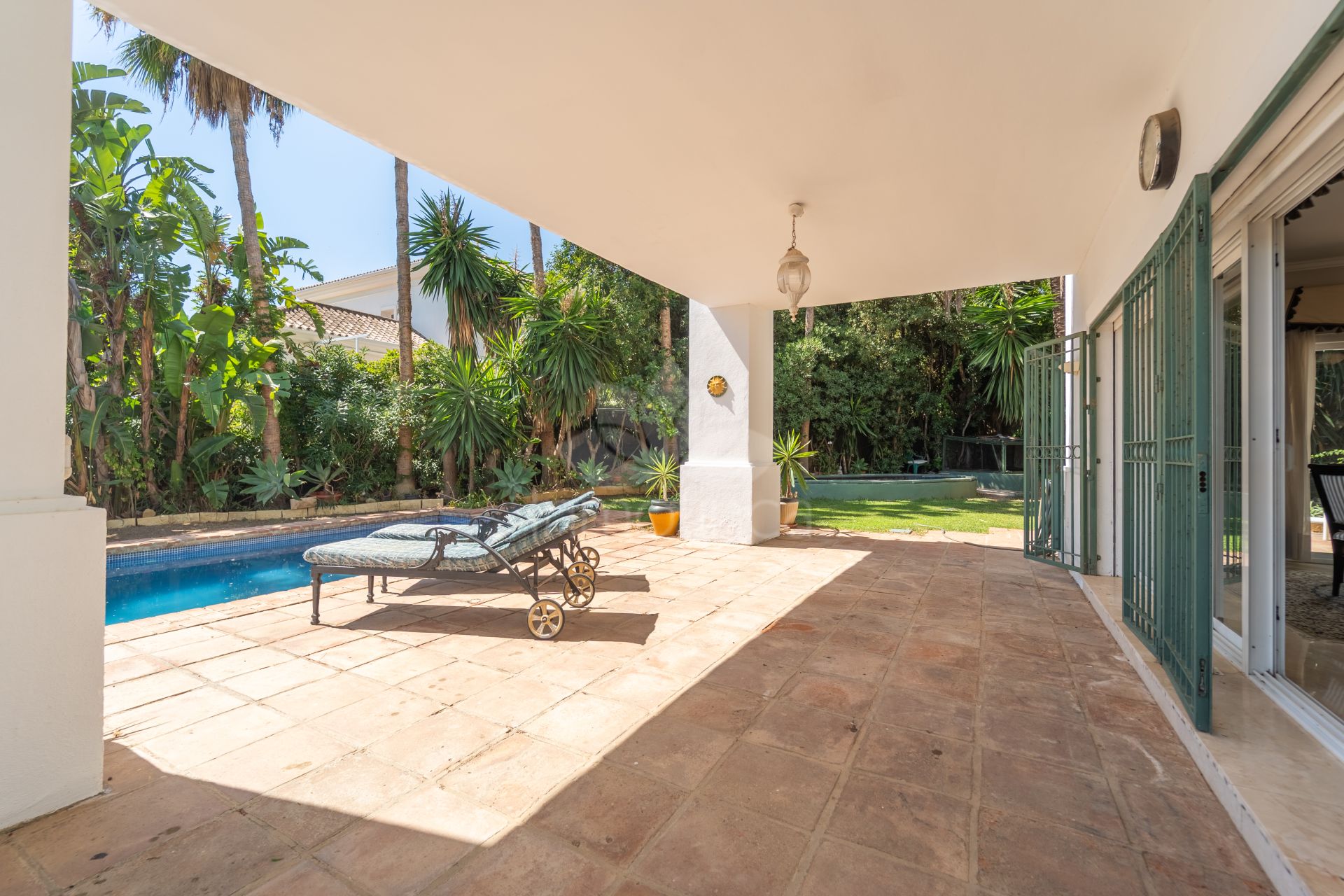 Villa en El Rosario, Marbella