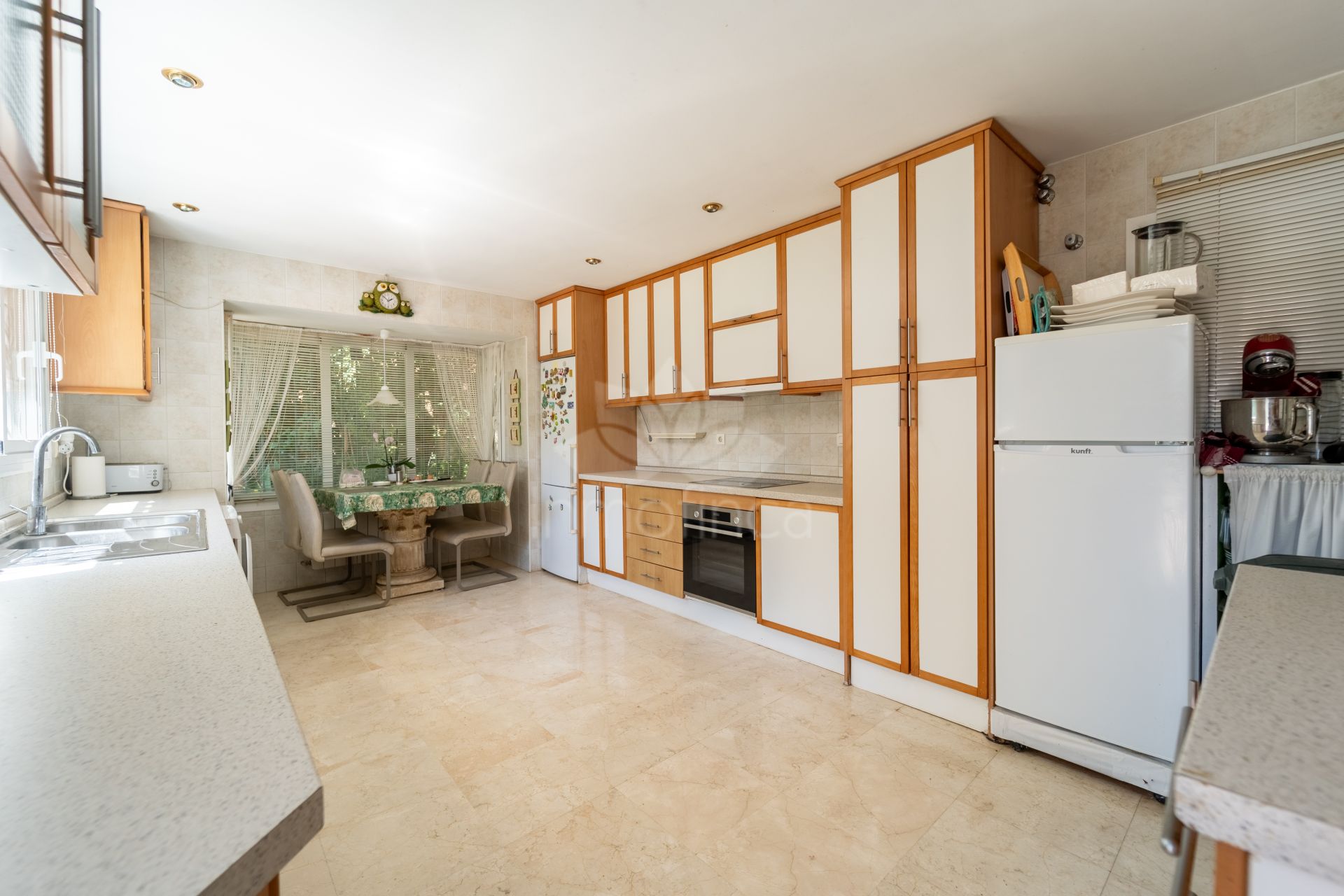 Villa en El Rosario, Marbella