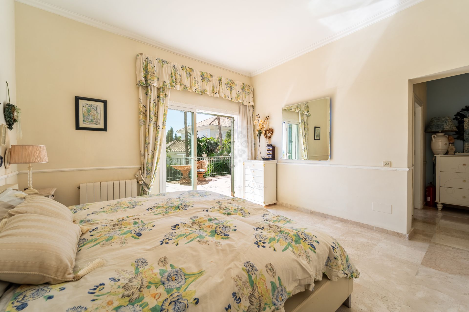 Villa in El Rosario, Marbella