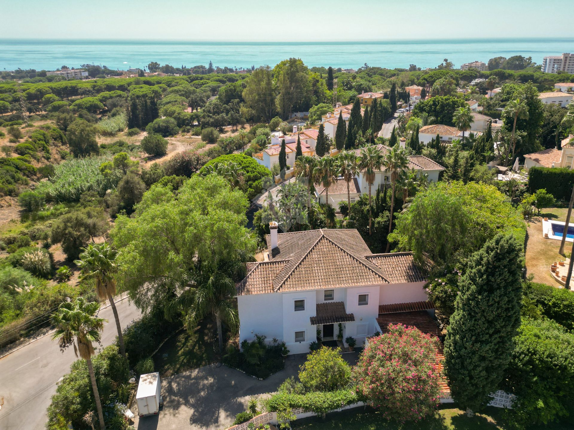 Villa in El Rosario, Marbella