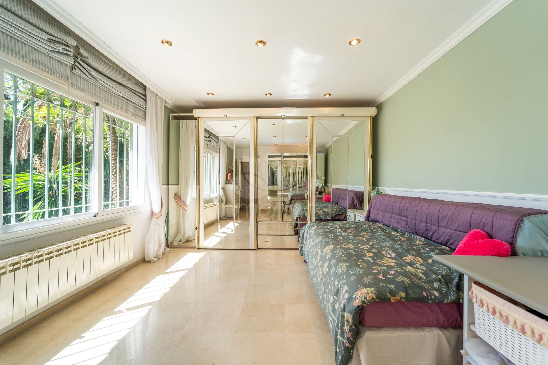 Villa en El Rosario, Marbella