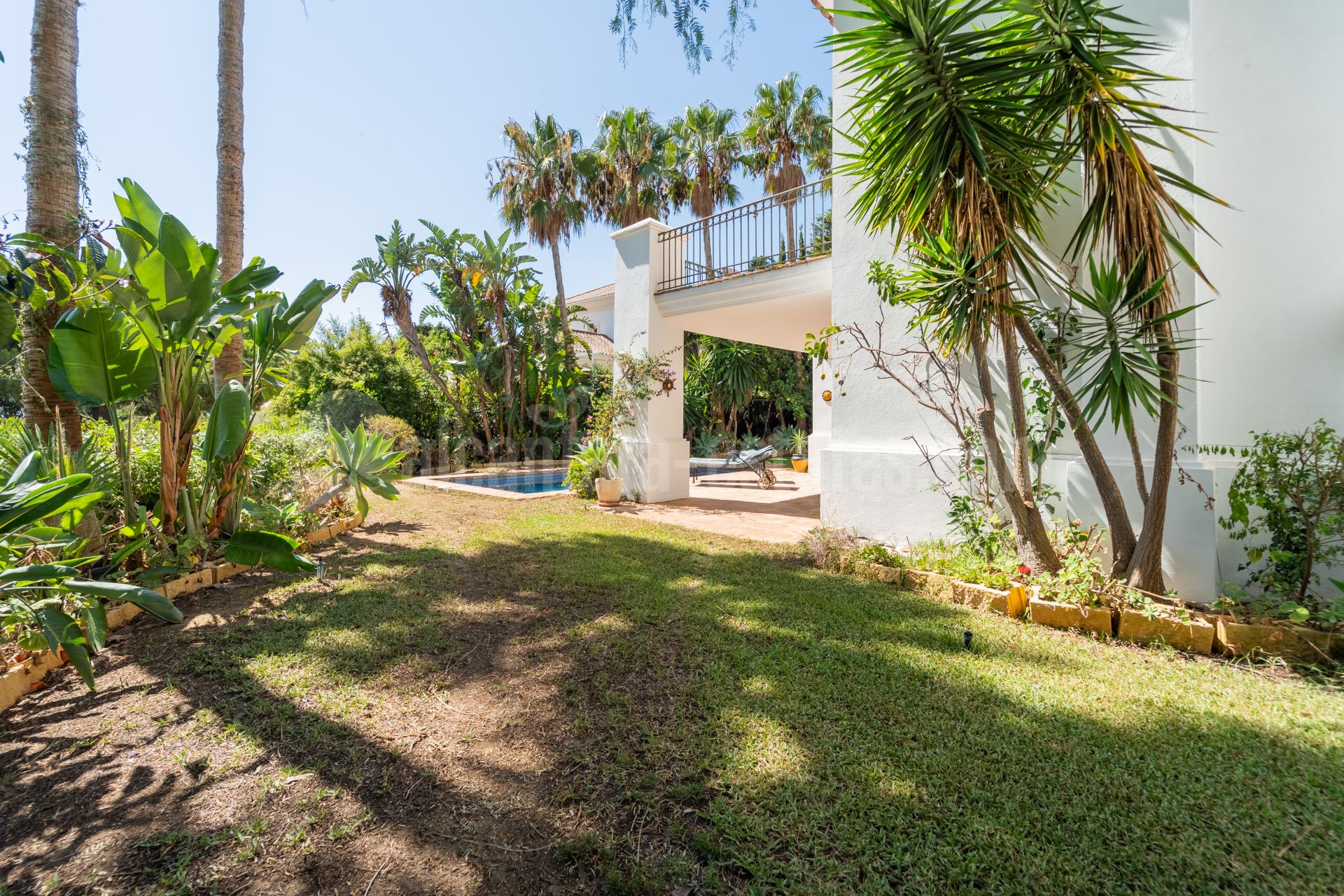 Villa en El Rosario, Marbella