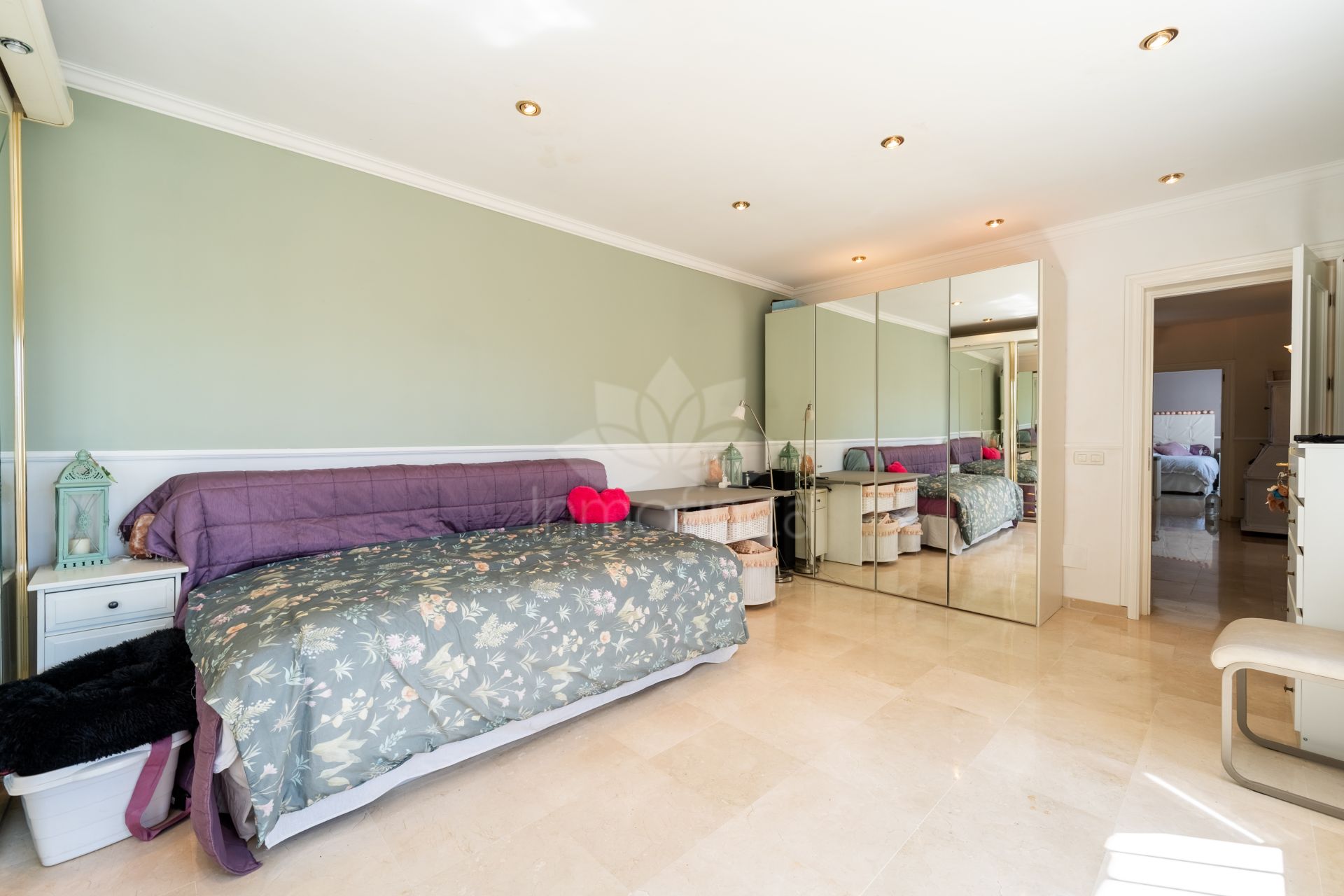 Villa en El Rosario, Marbella