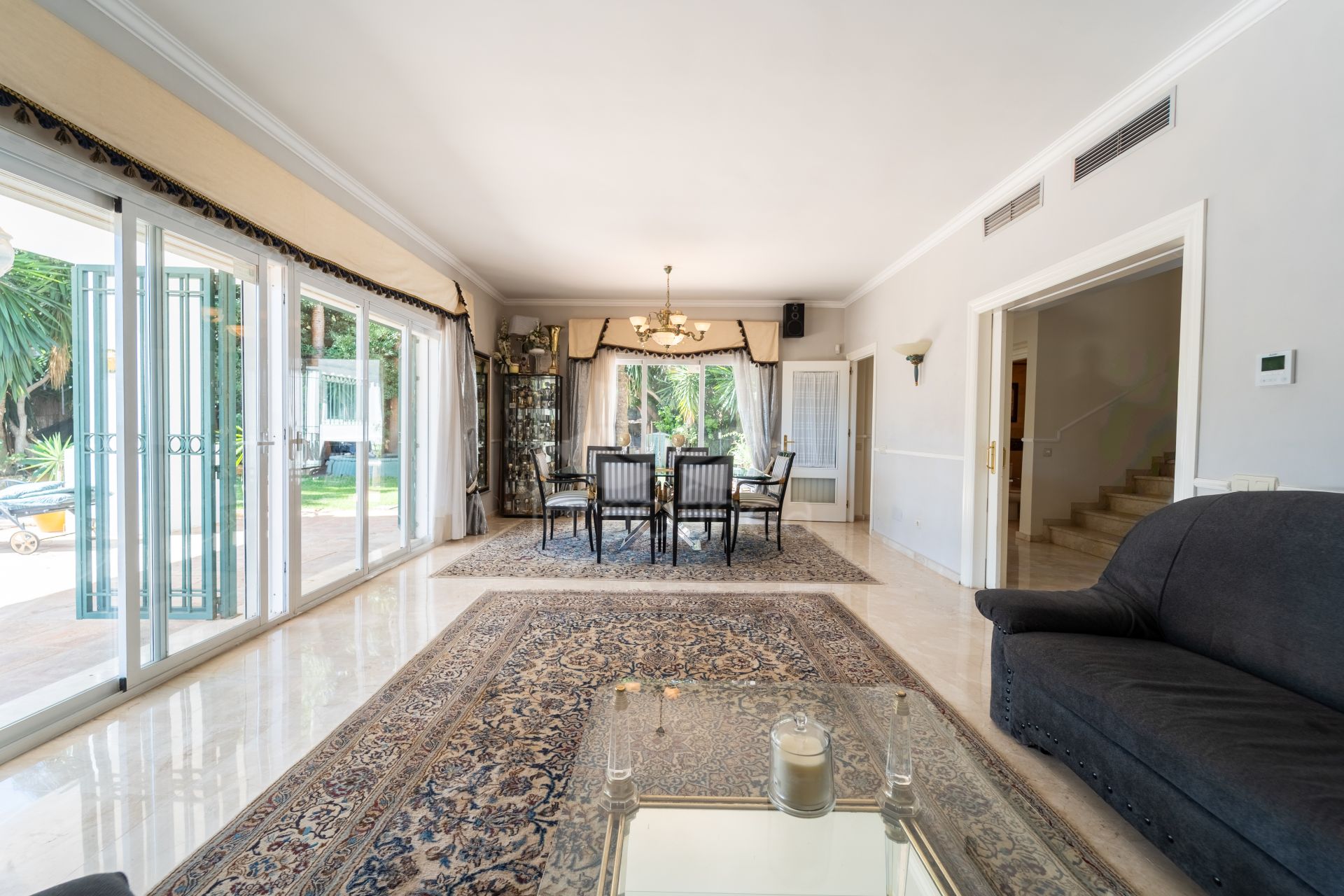 Villa en El Rosario, Marbella