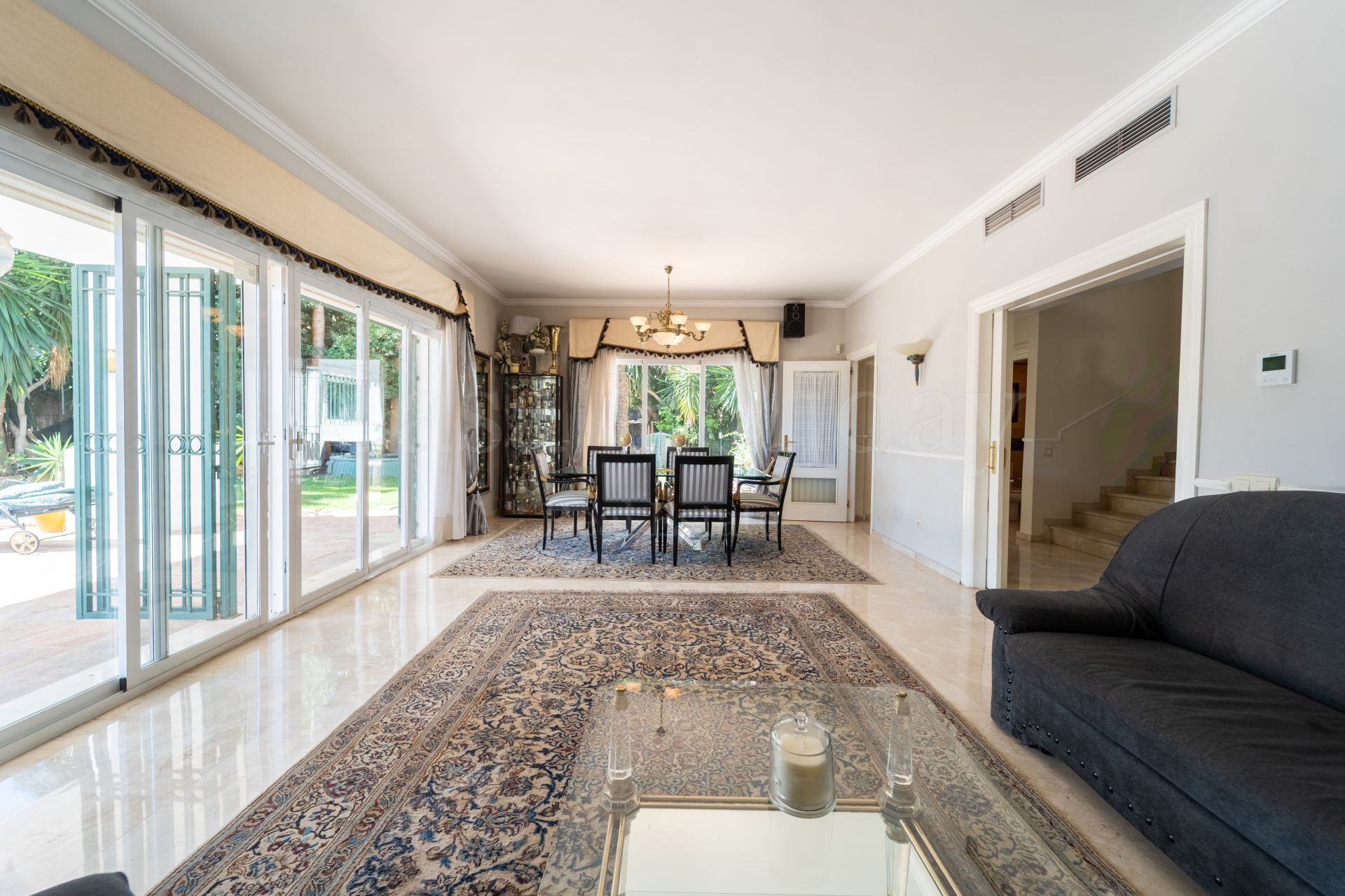 Villa en El Rosario, Marbella