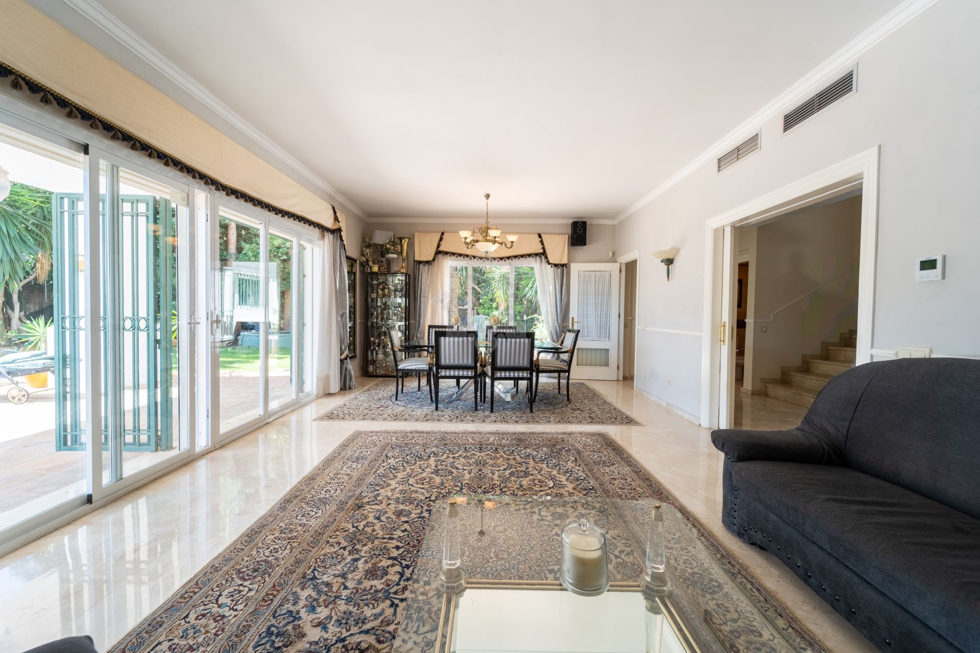 Villa in El Rosario, Marbella
