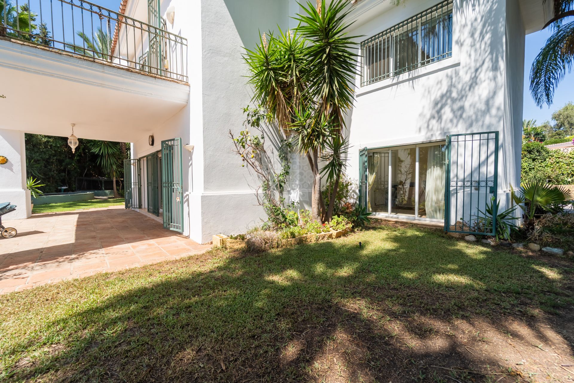 Villa in El Rosario, Marbella