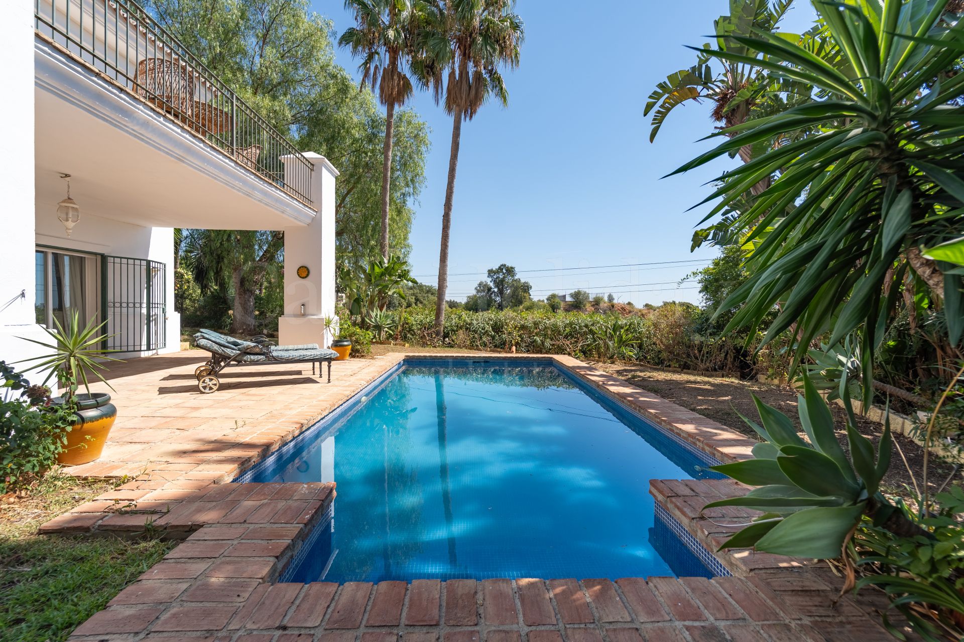 Villa en El Rosario, Marbella