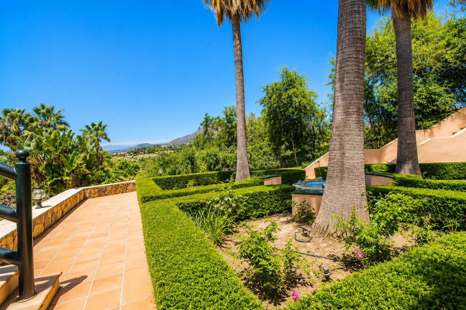 Finca in Estepona