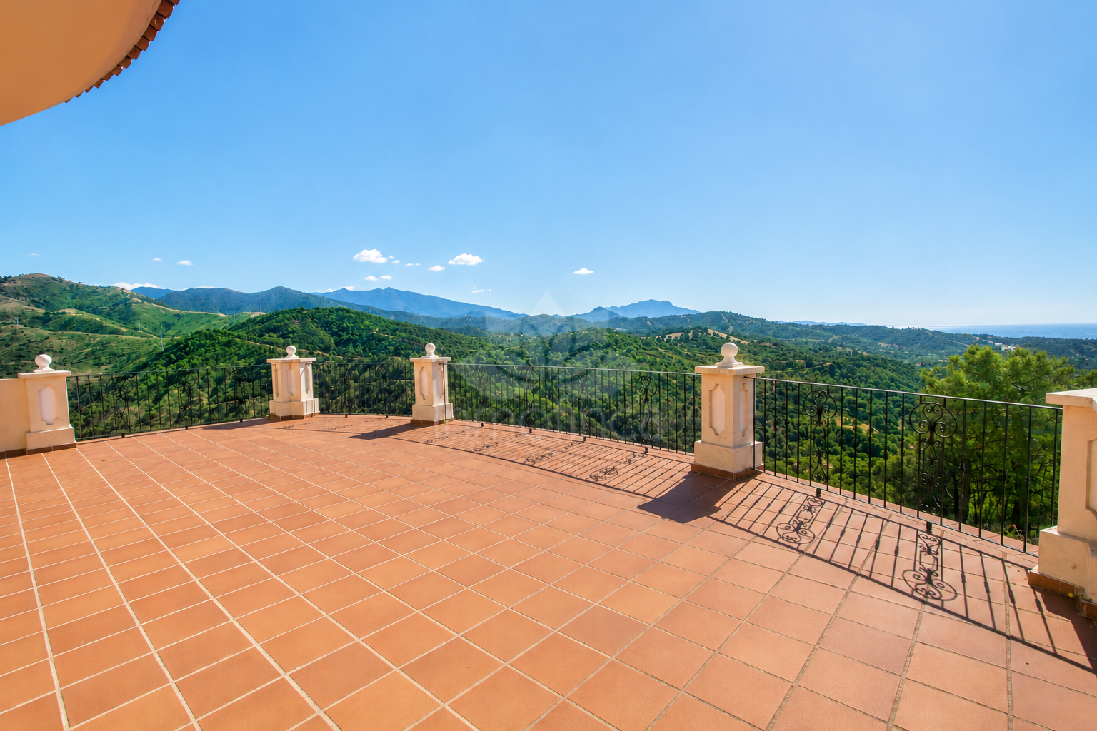 Finca in Estepona