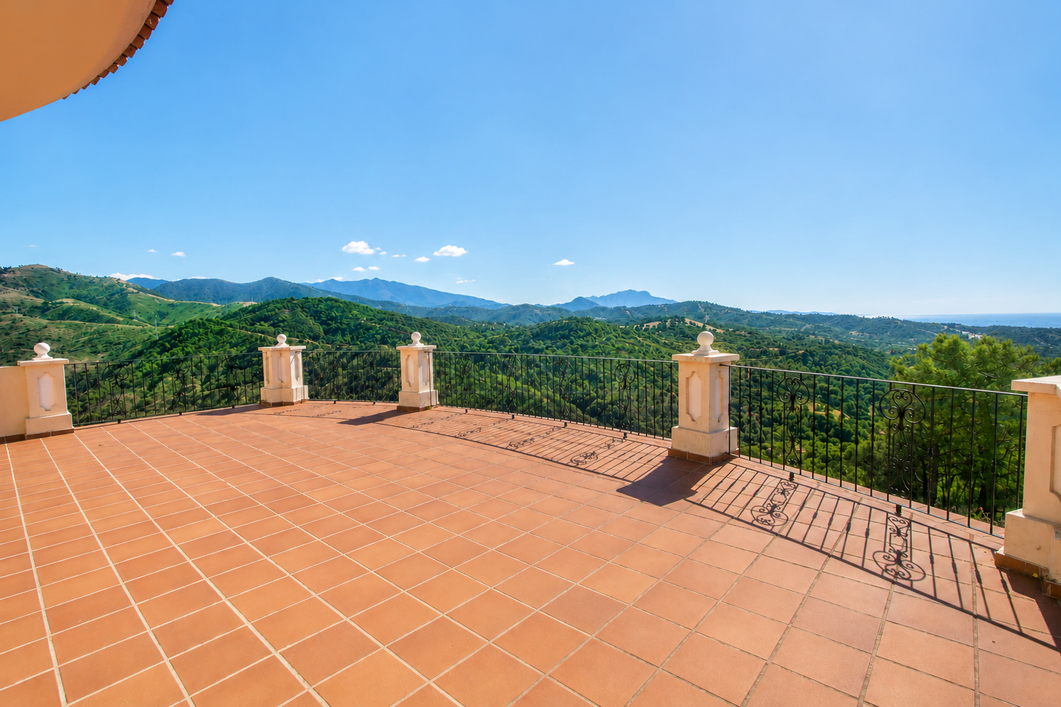 Finca in Estepona