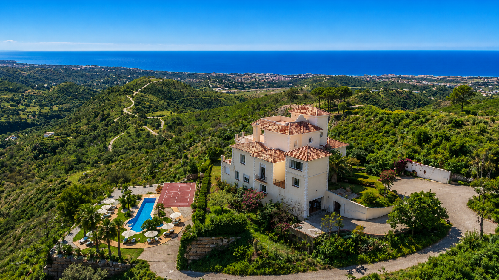 Finca in Estepona