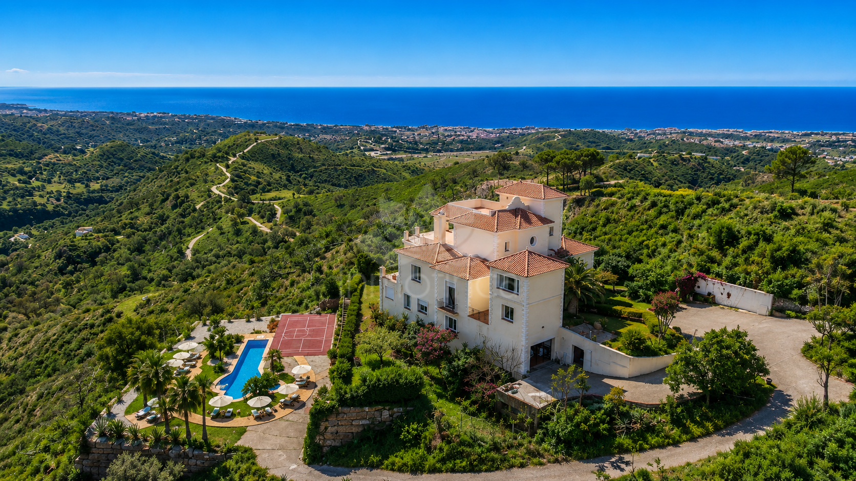 Finca in Estepona