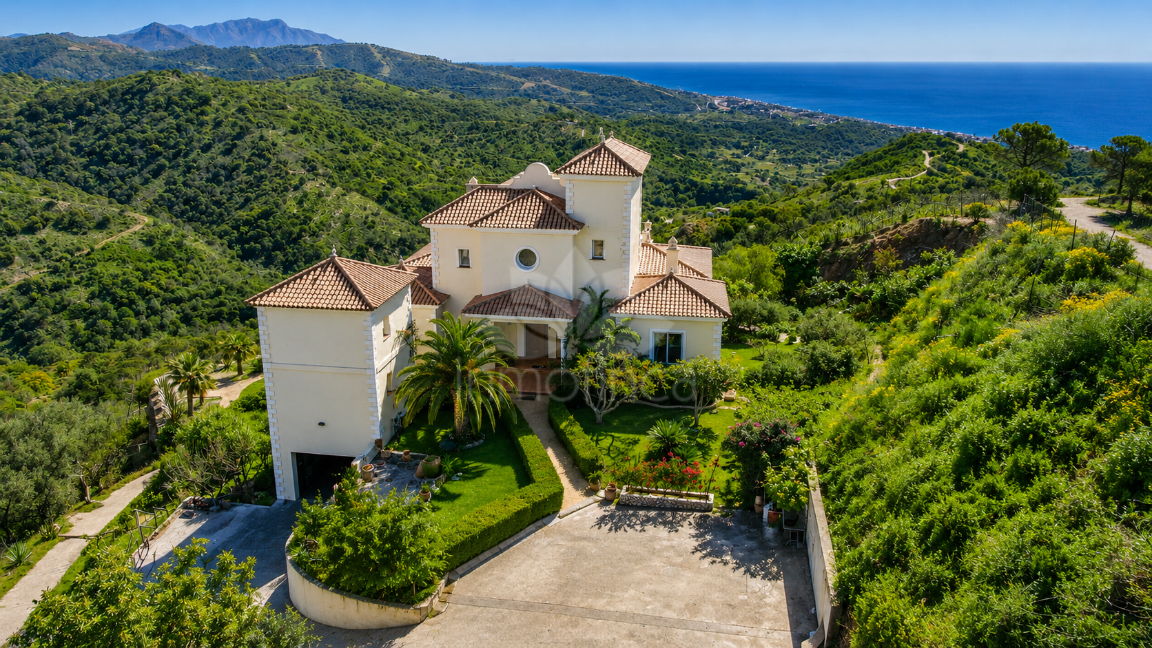 Finca in Estepona