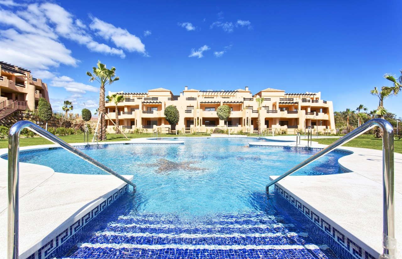 Corner apartment in Casares Beach - Doña Julia Golf Course