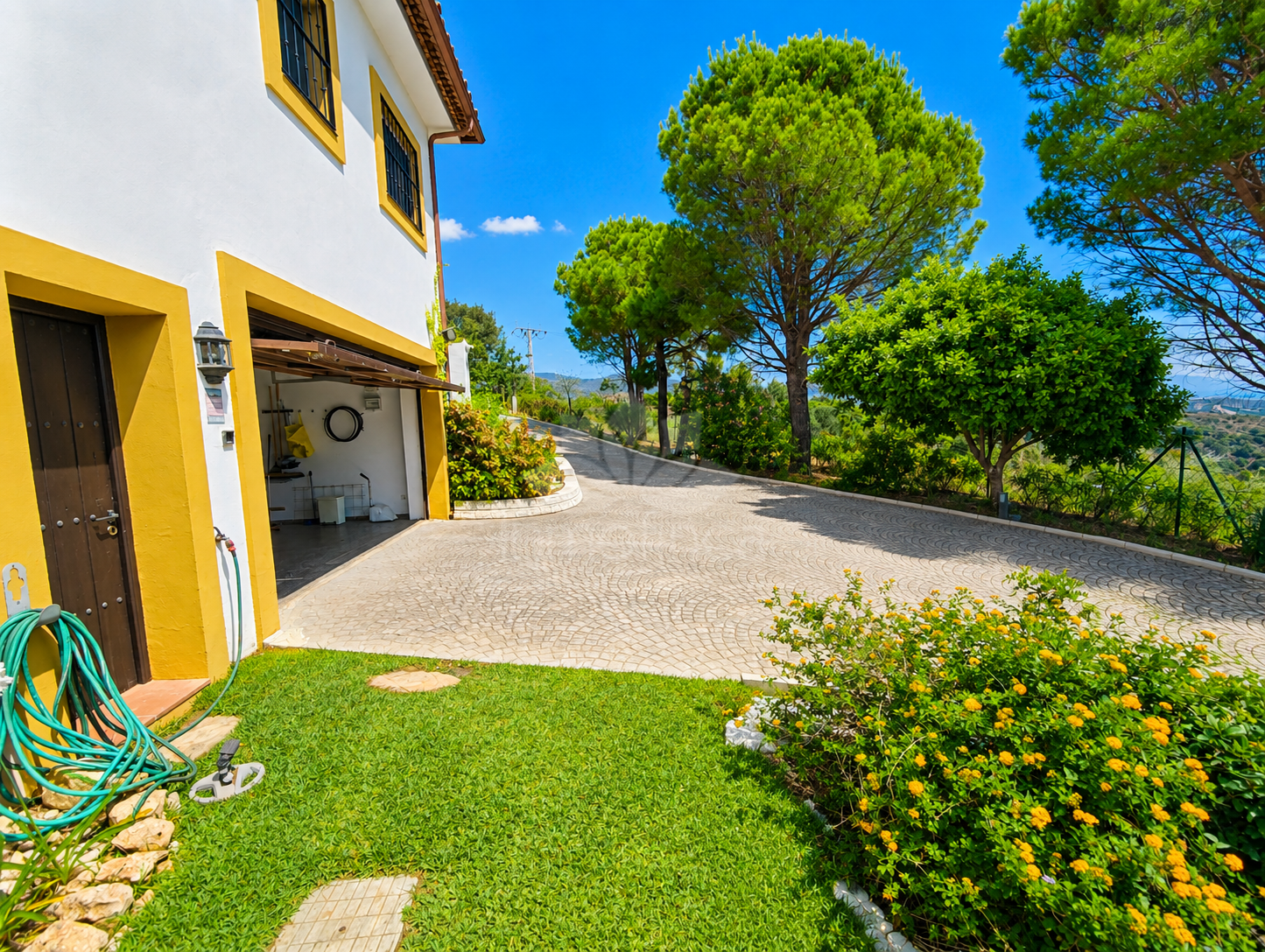 Finca in Estepona