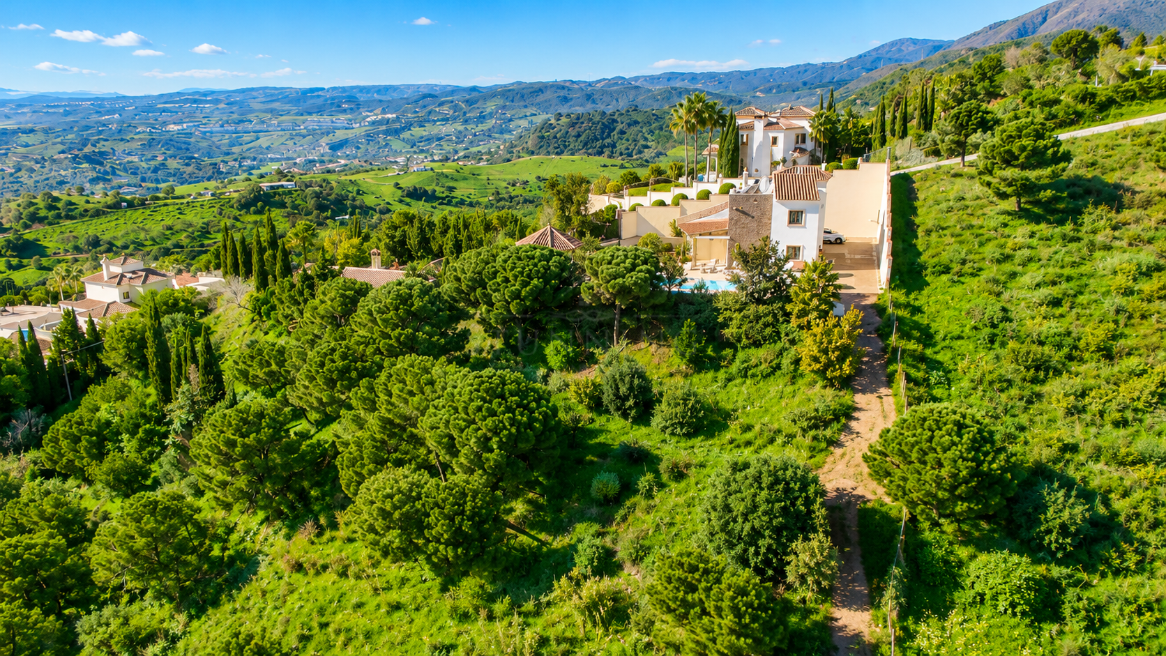 Finca in Estepona