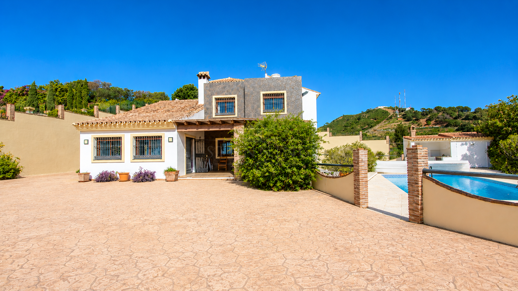 Finca in Estepona