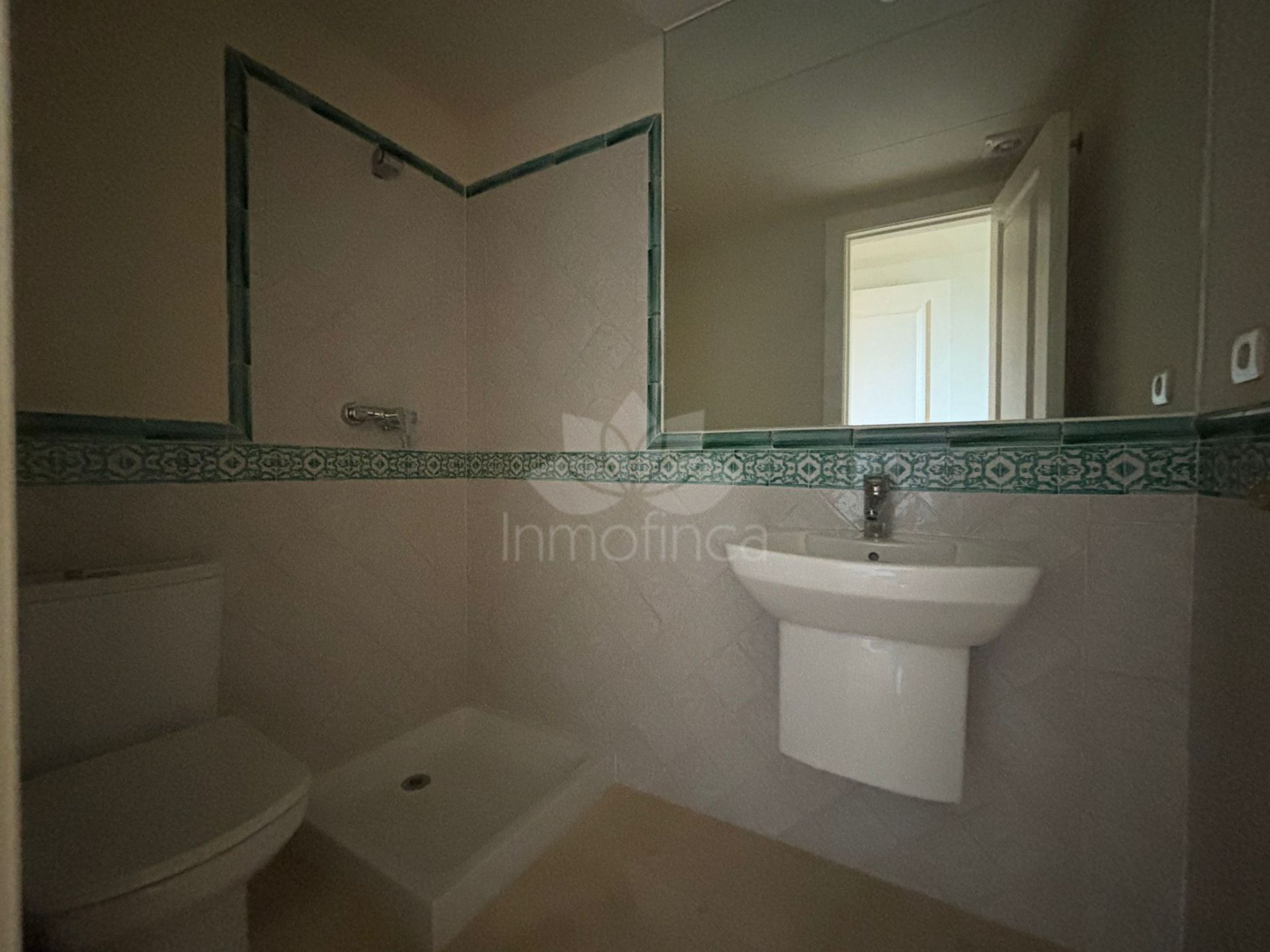 Semi Detached House in Casares Montaña, Casares