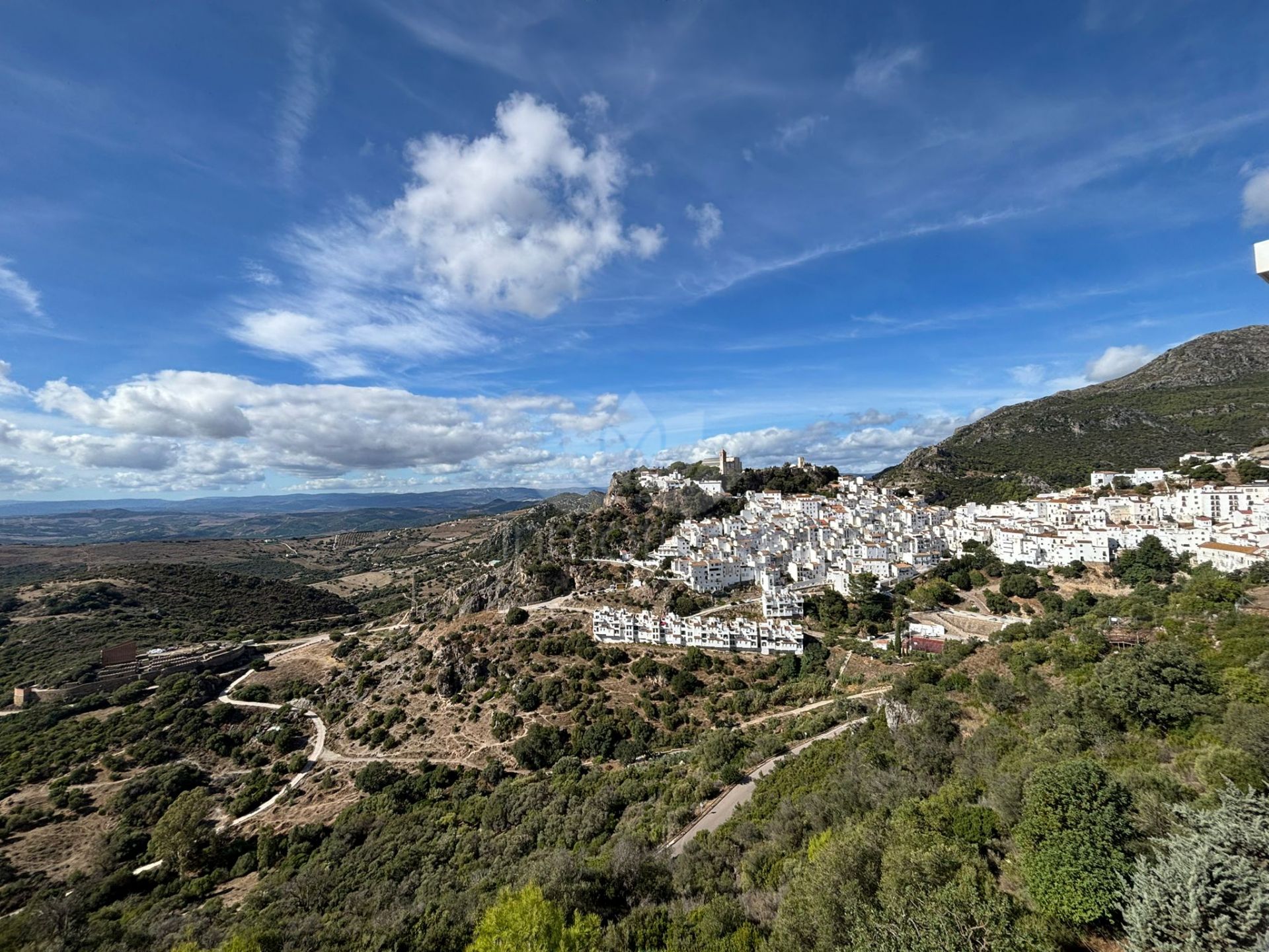Semi Detached House in Casares Montaña, Casares