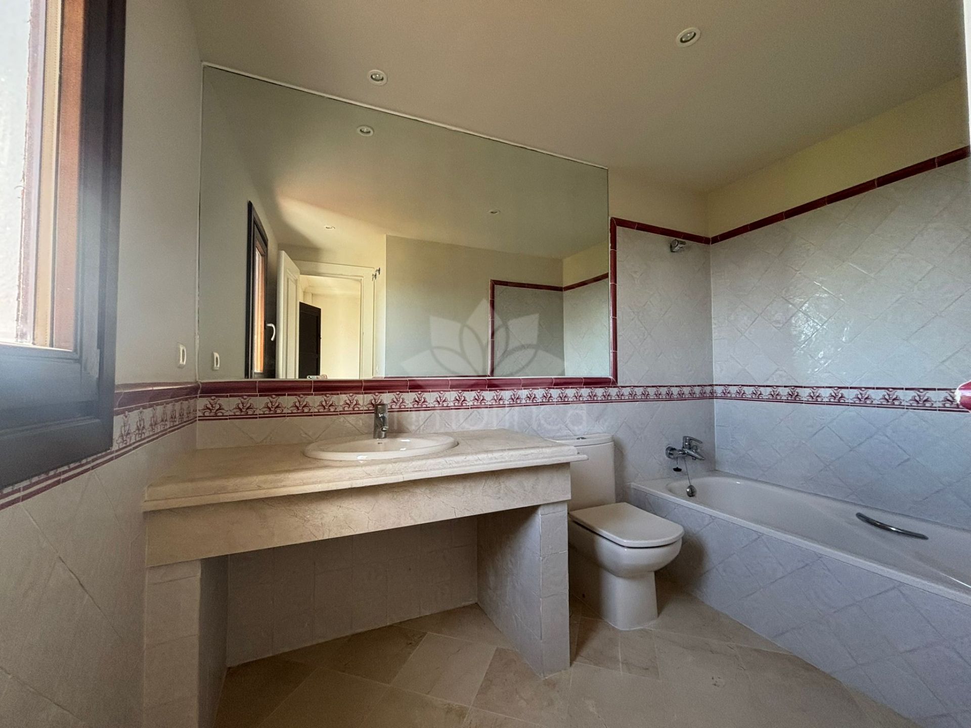 Semi Detached House in Casares Montaña, Casares