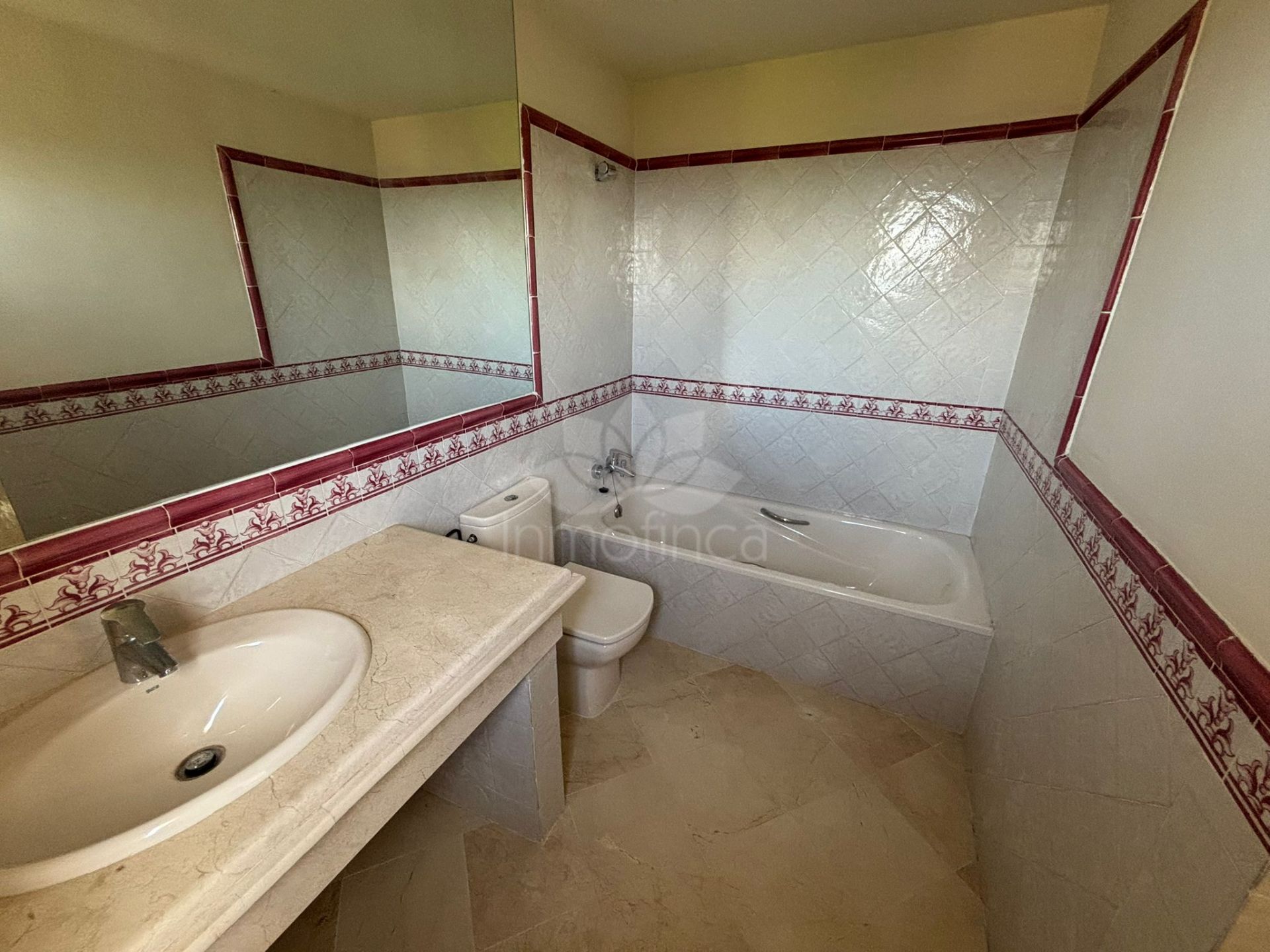 Semi Detached House in Casares Montaña, Casares