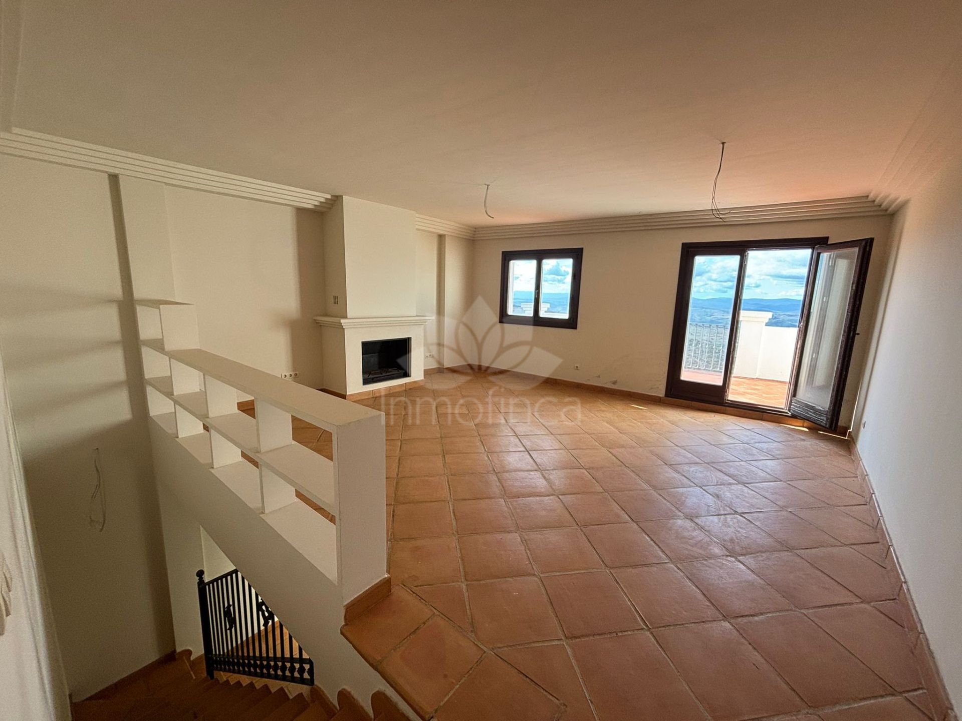 Semi Detached House in Casares Montaña, Casares