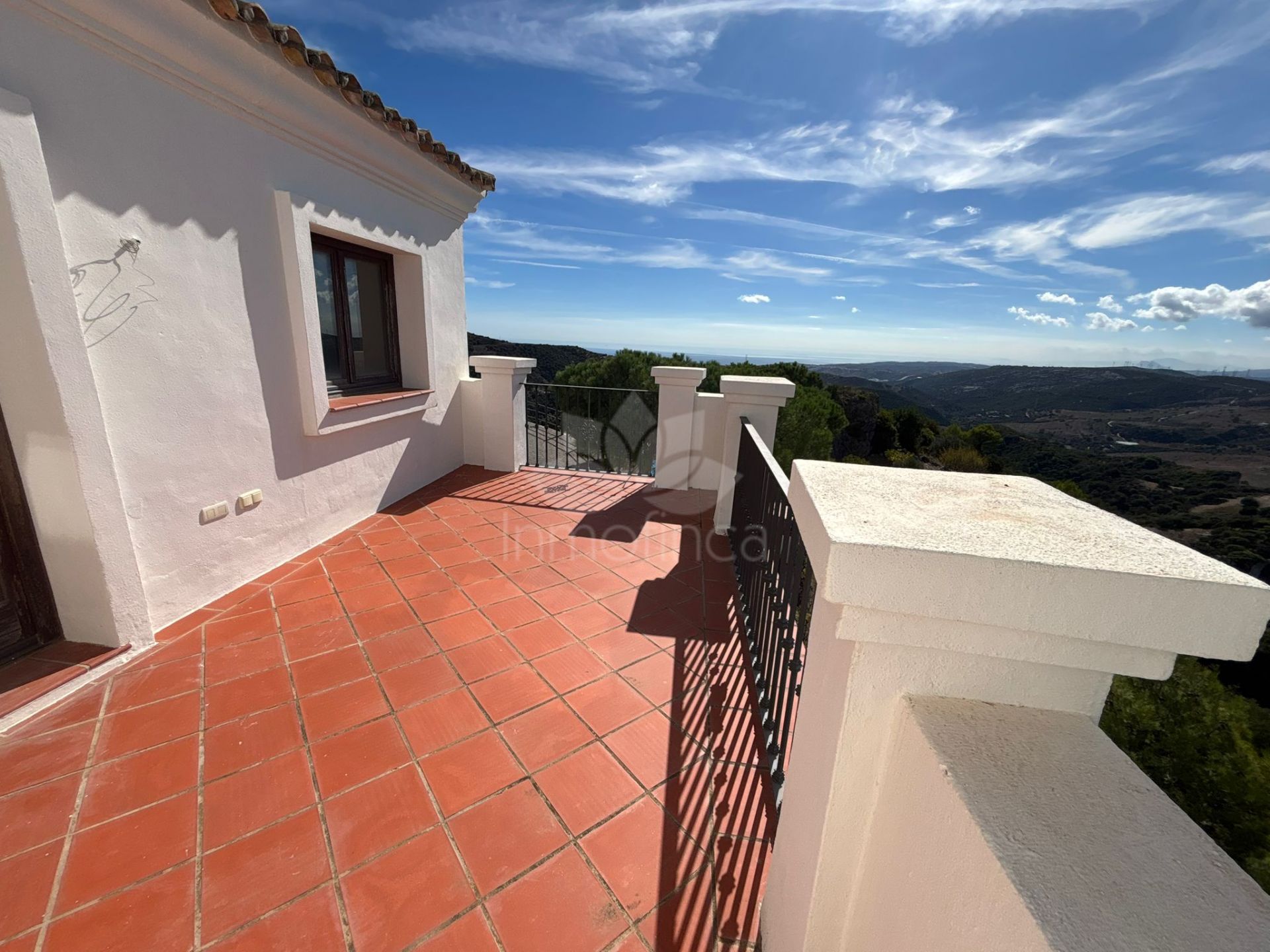Semi Detached House in Casares Montaña, Casares