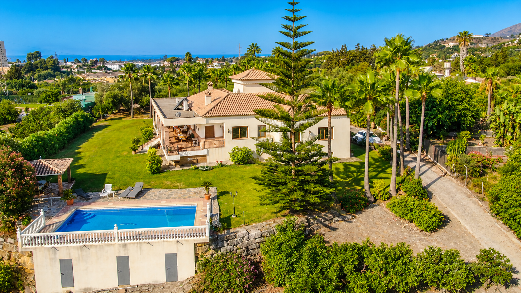 Finca in Estepona