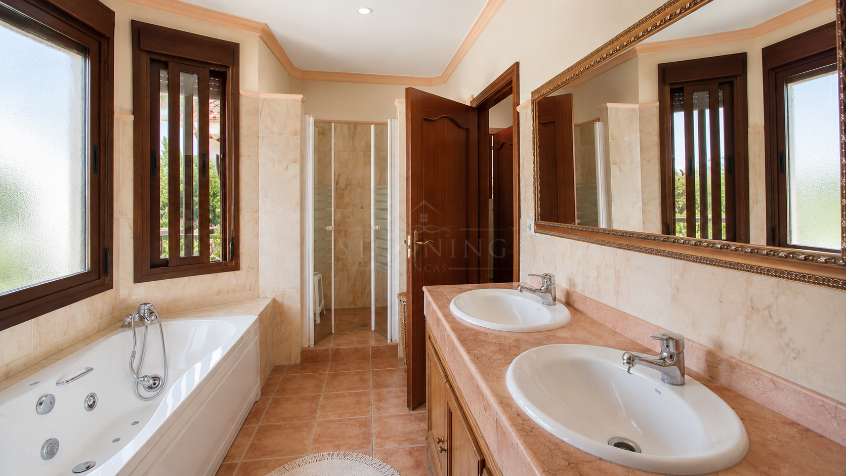 Finca in Estepona