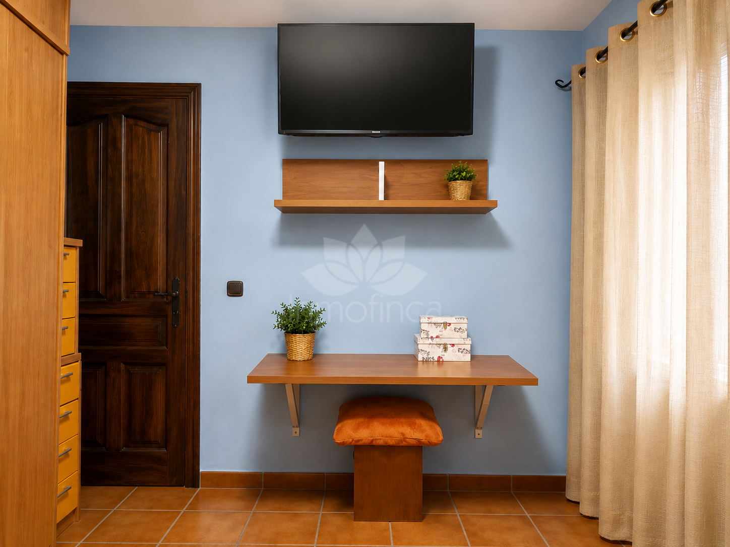 Town House in Casares Montaña, Casares