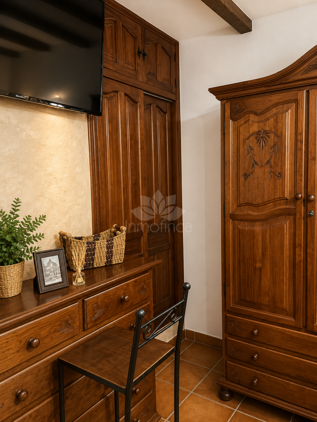 Town House in Casares Montaña, Casares
