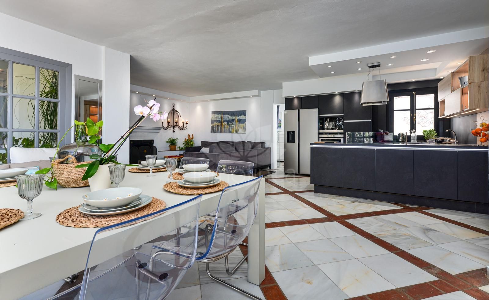 Finca en El Velerin, Estepona