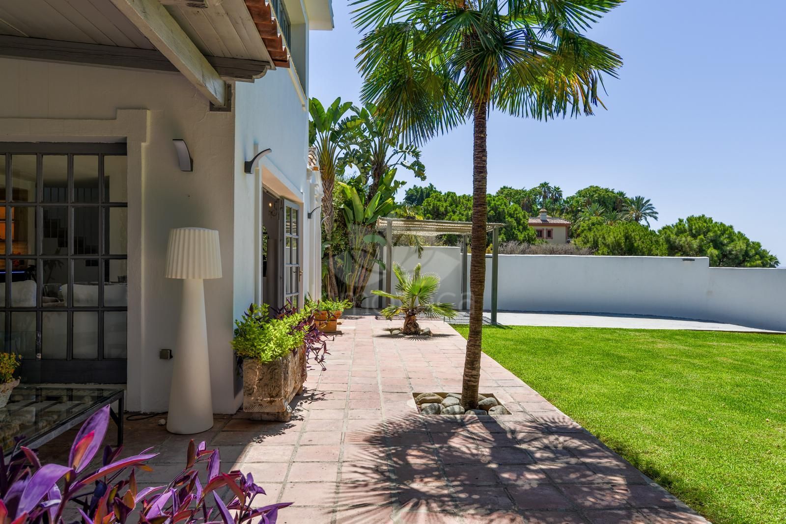 Finca en El Velerin, Estepona