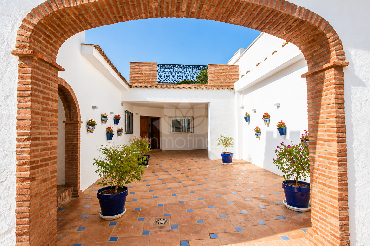 Finca in Estepona