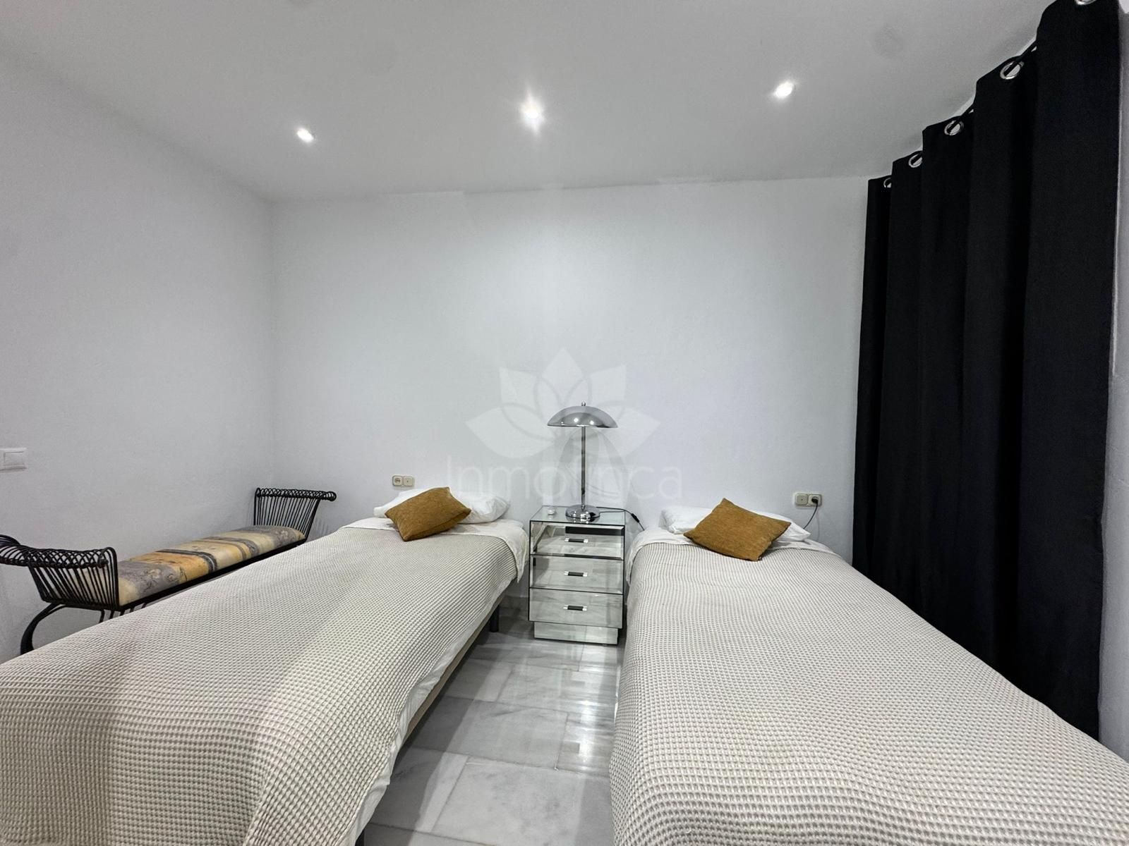 Finca in El Velerin, Estepona