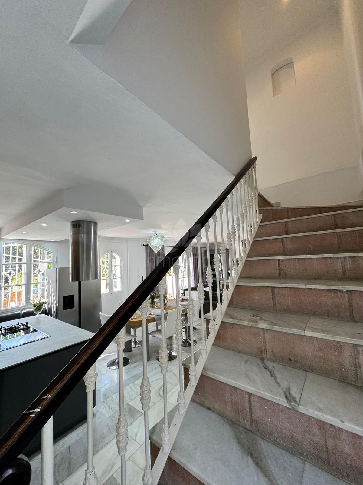 Finca in El Velerin, Estepona