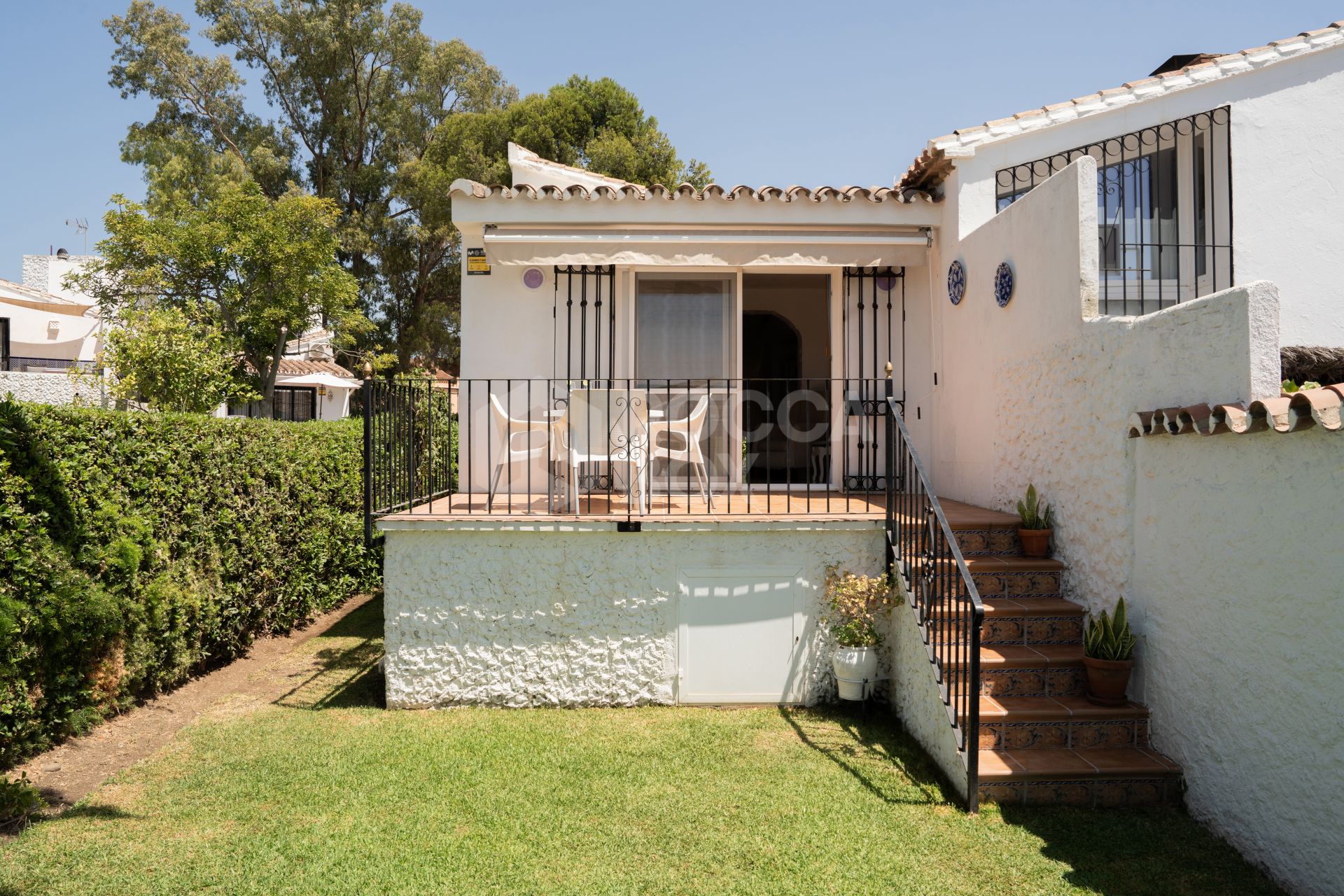 Charming Semi-Detached House in Estepona