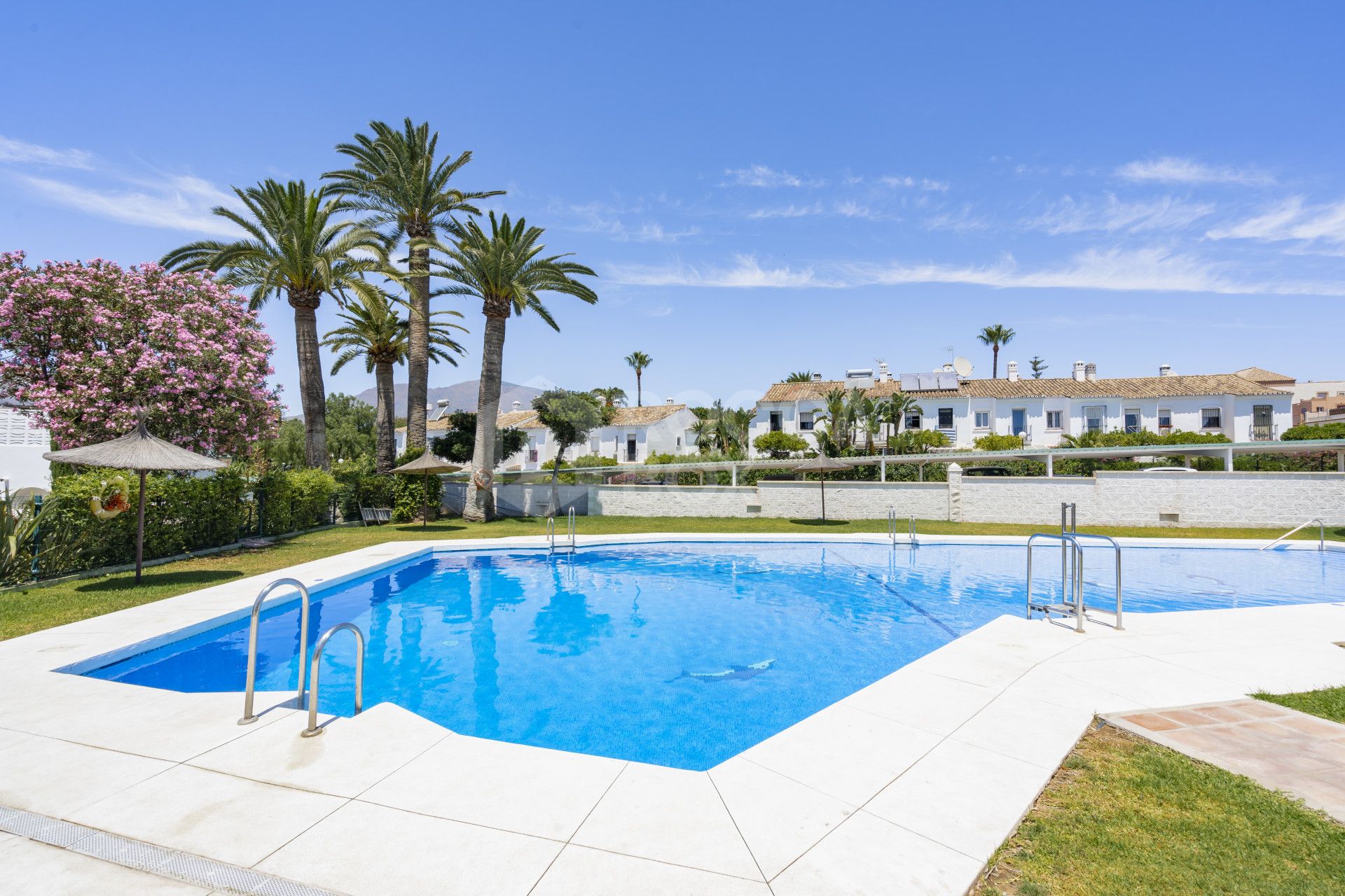 Charming Semi-Detached House in Estepona