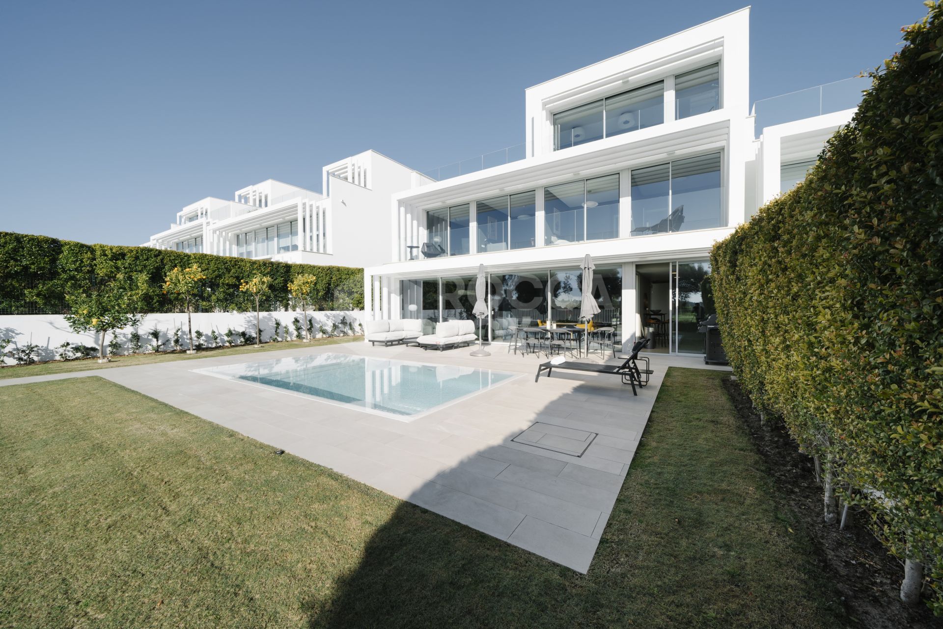 Casa Iryna - Five bedroom frontline golf villa with panoramic sea views in Sotogrande