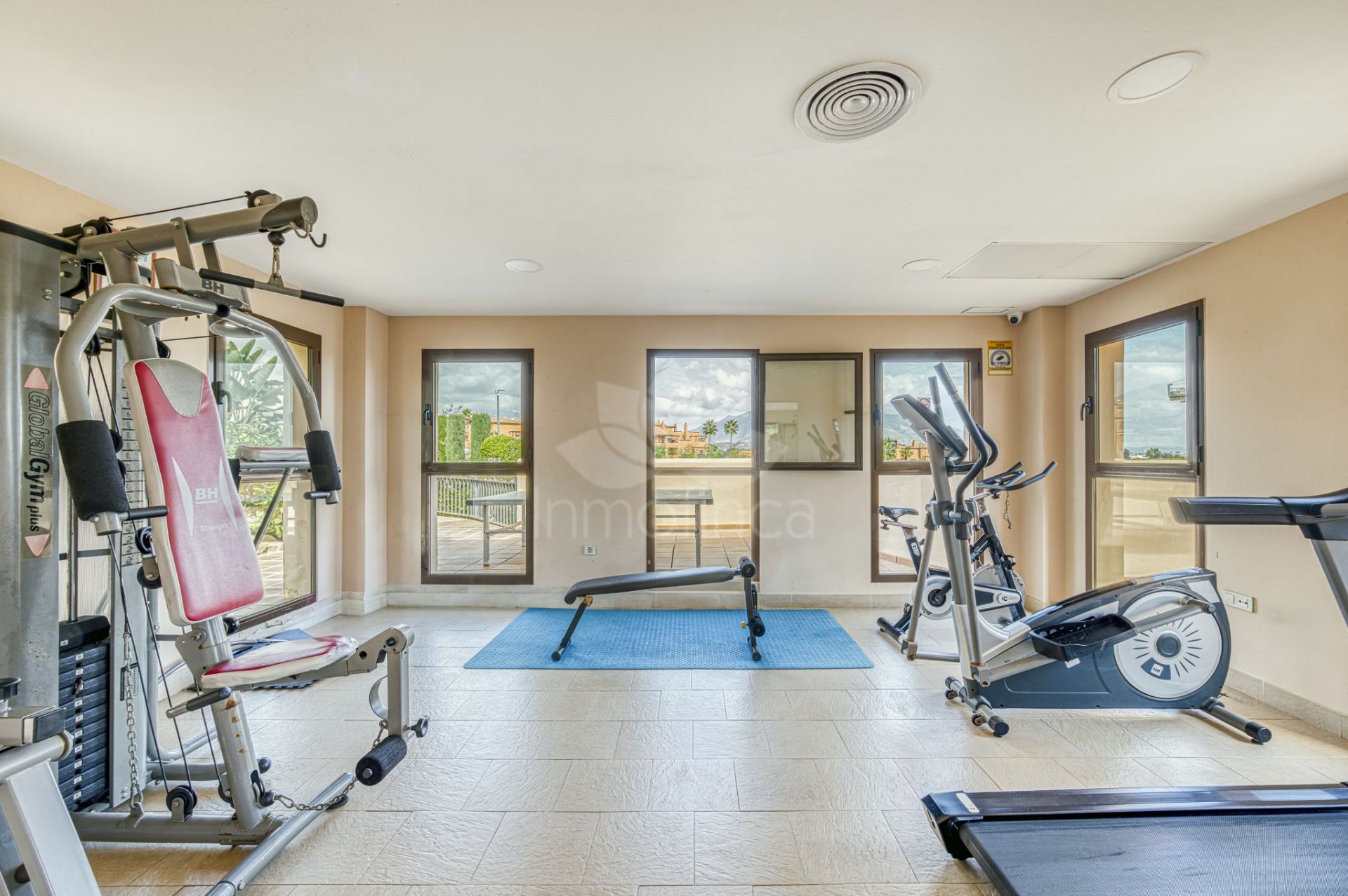 Apartamento Planta Baja en Las lomas del Conde Luque, Benahavis