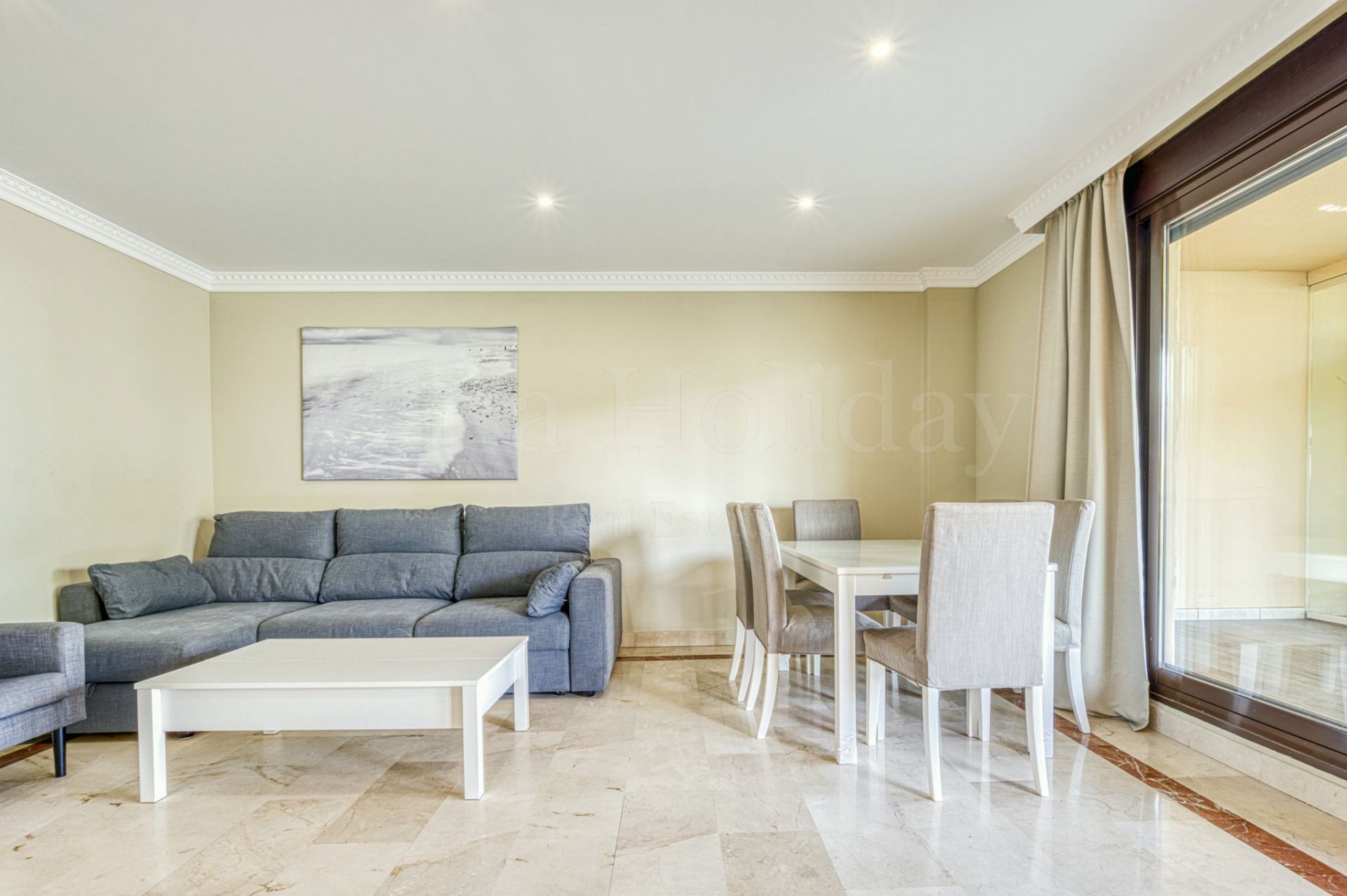 Apartamento Planta Baja en Las lomas del Conde Luque, Benahavis
