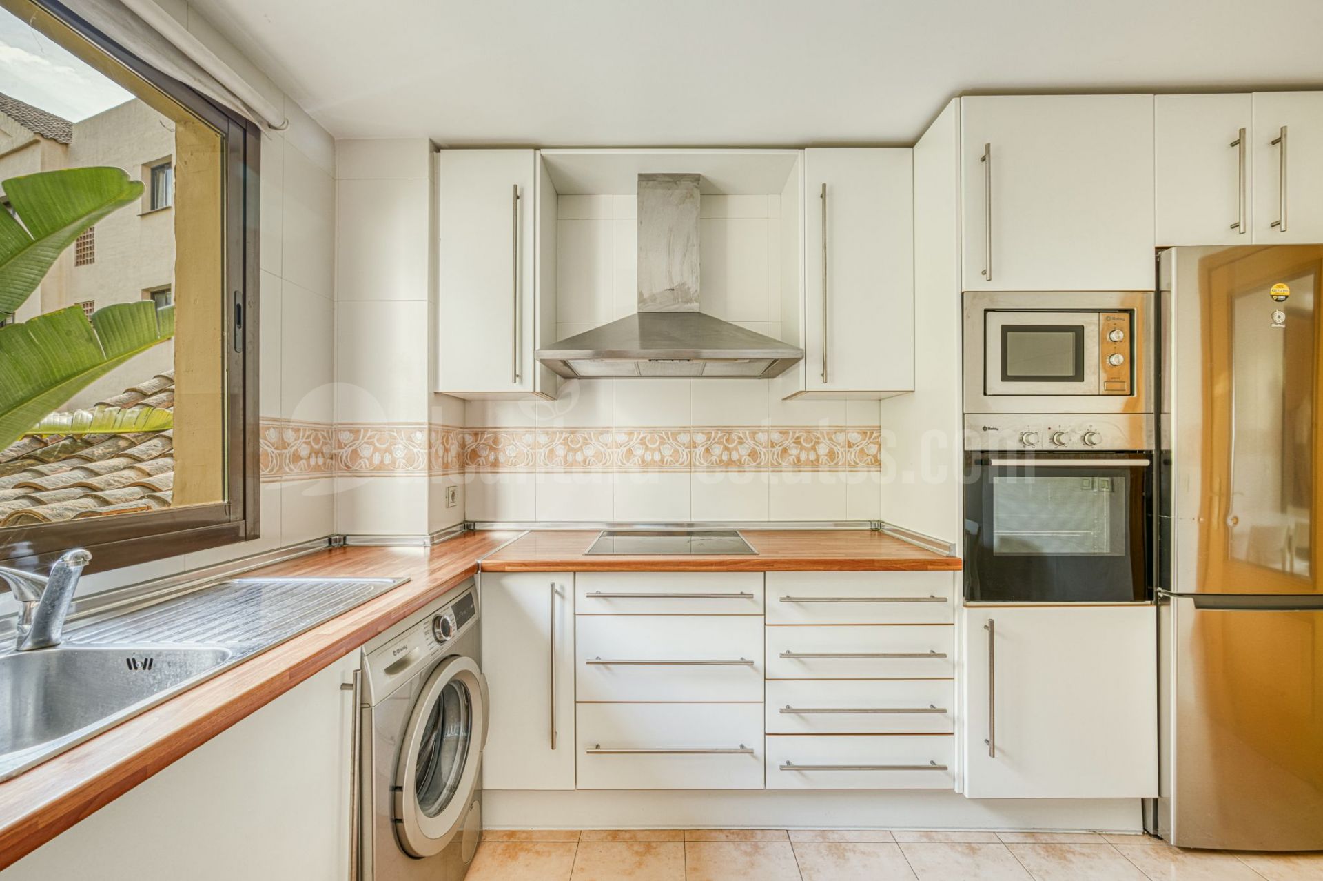 Ground Floor Apartment in Las lomas del Conde Luque, Benahavis