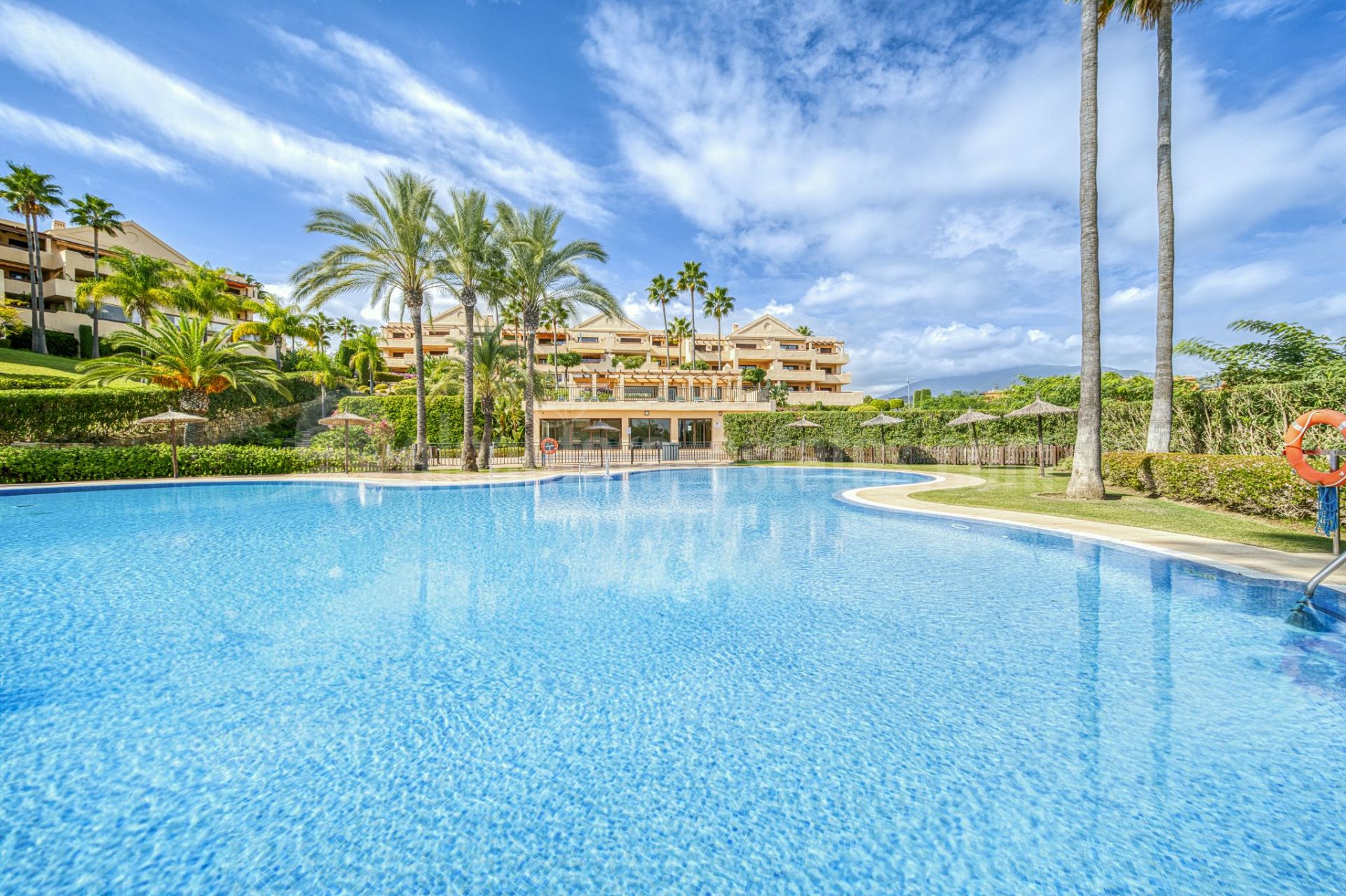 Ground Floor Apartment in Las lomas del Conde Luque, Benahavis